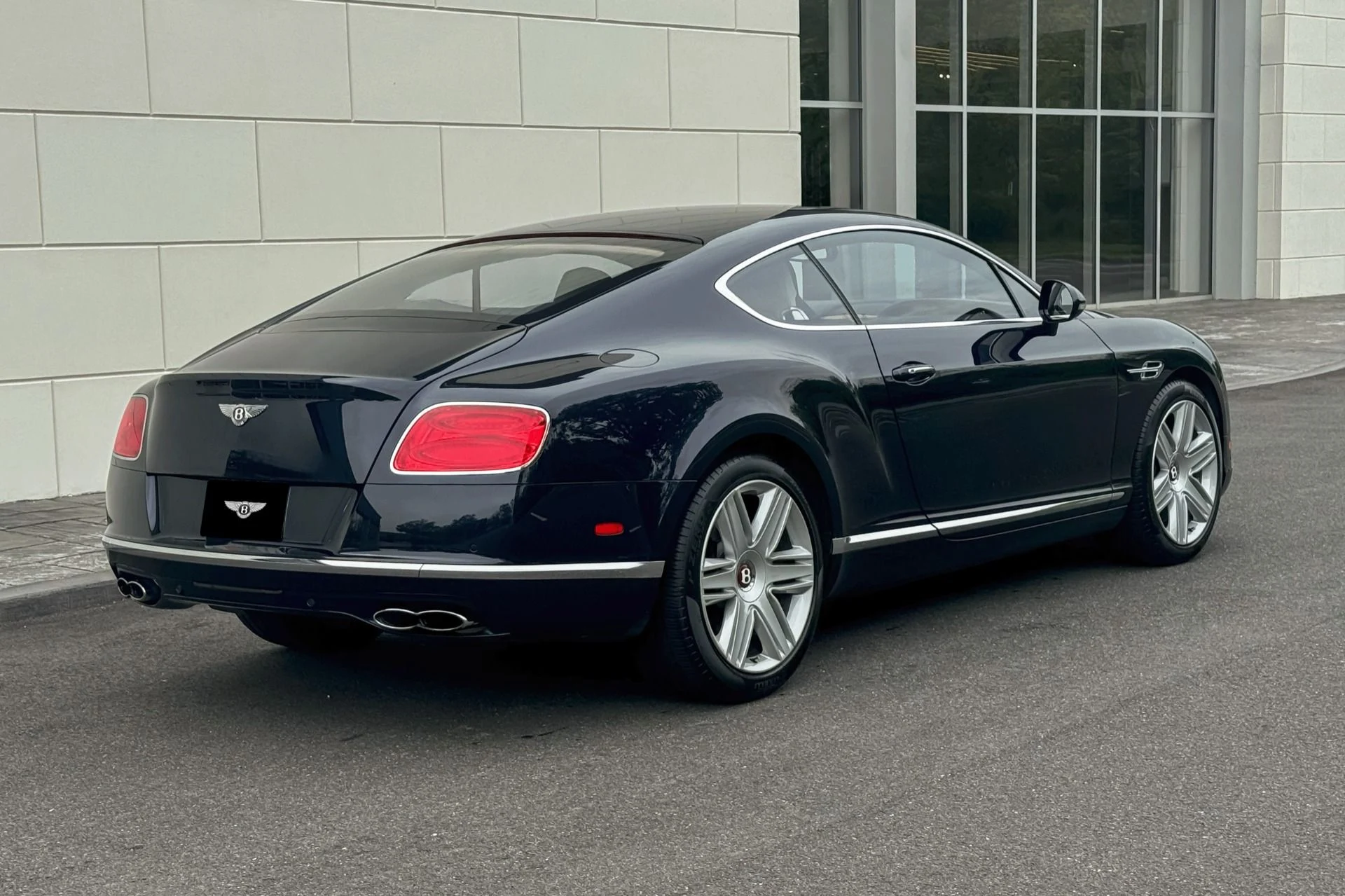 mph020_3529318509_Used_2017_Bentley_Continental_GT_V8_Base_1747218591_e762ccdbf8