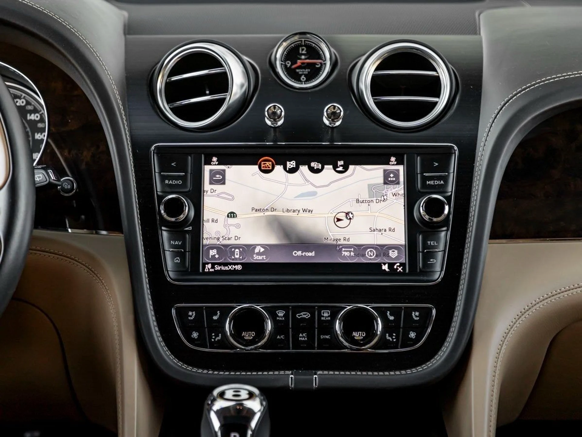 mph020_3531514249_21_e42dc4157d