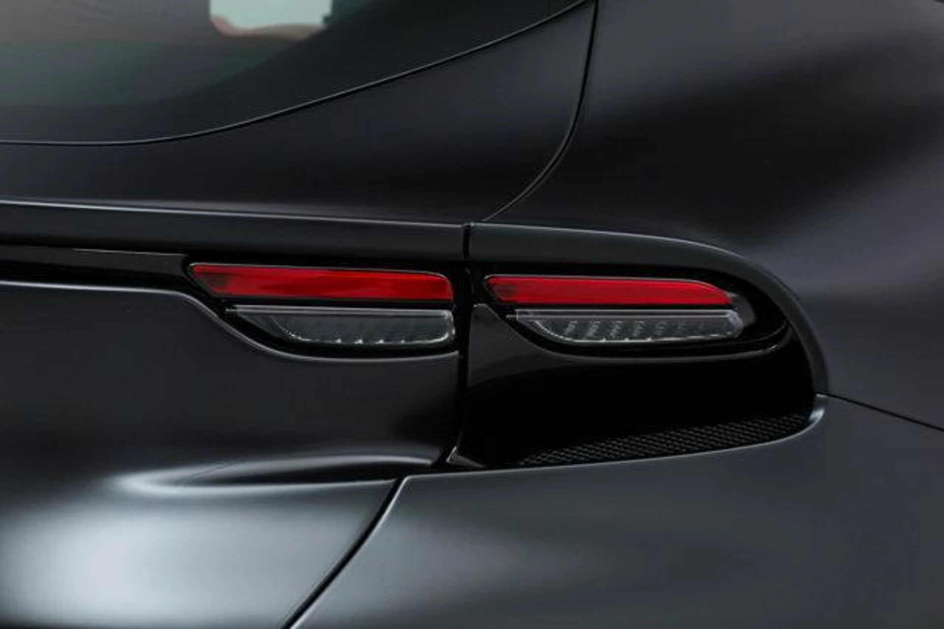 mph020_3545893053_Fm_RPMC_491_Zr_Q_Mihgr8_V8s_BWMQPQ_ff02e1f7f7