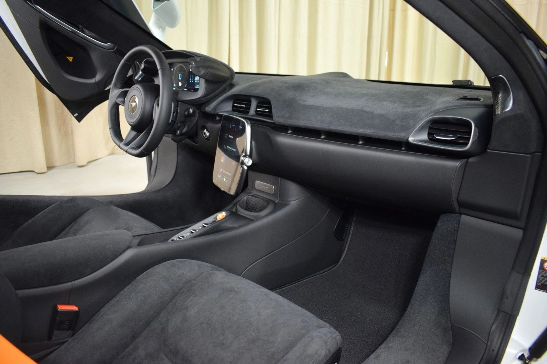 mph020_3547723102_1d8662f2b100bd4d7f40ac52f1cb8237x_b69de48758