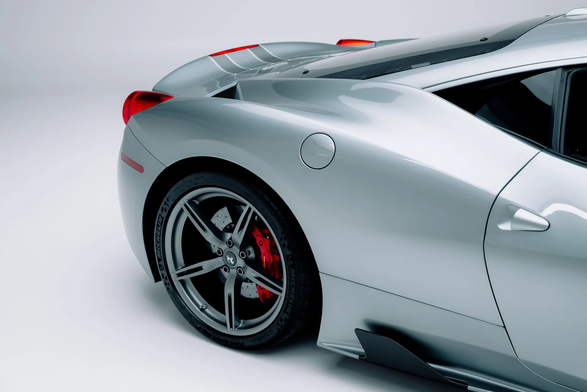 mph020_3550799780_Used_2015_Ferrari_458_Speciale_1764610565_1c351b7aa5