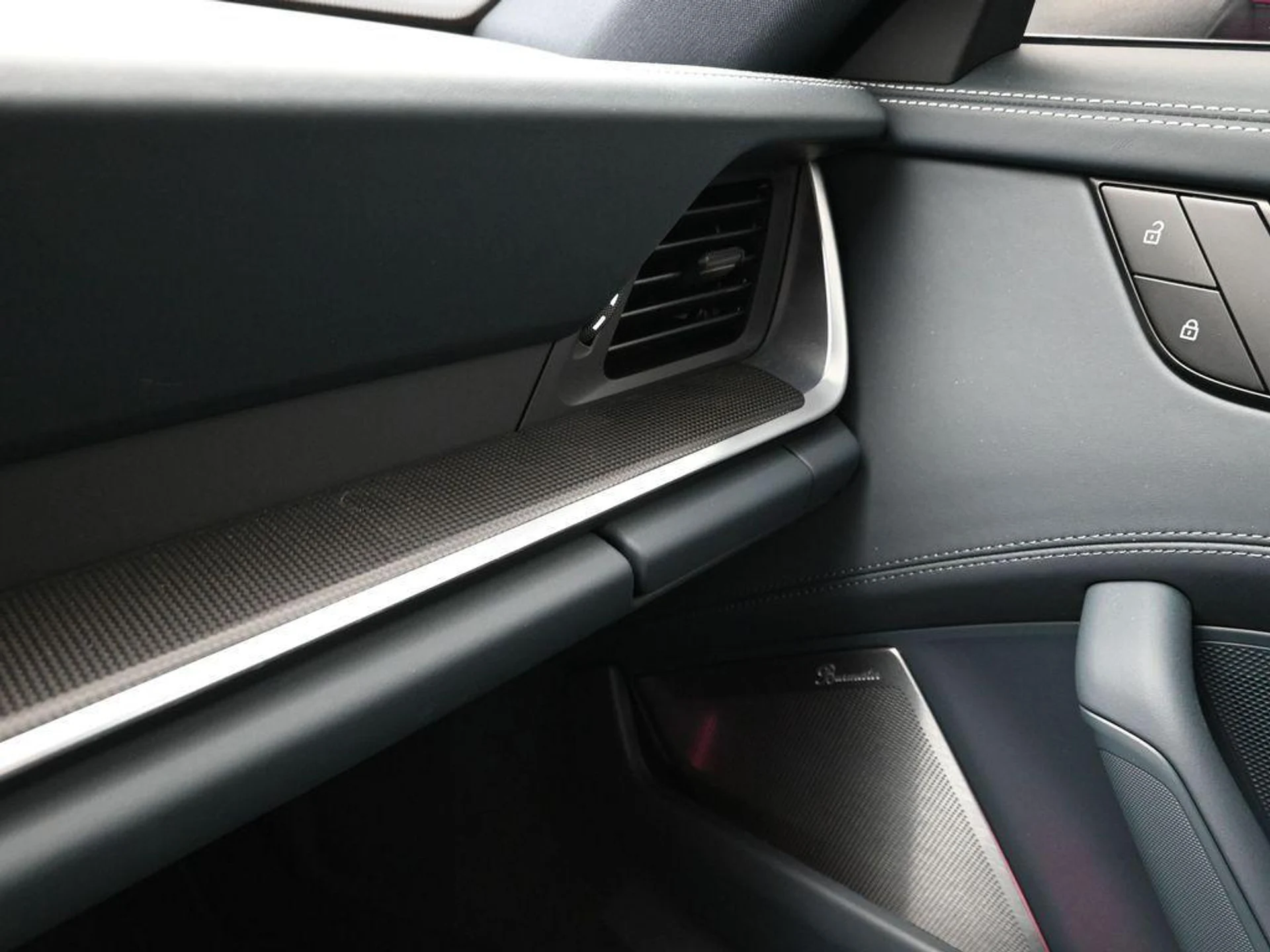 mph020_3551718045_AA_4adms_E_Tpud_K_Rax_2_Ugm7s_Nw_8fd3e4c1c3