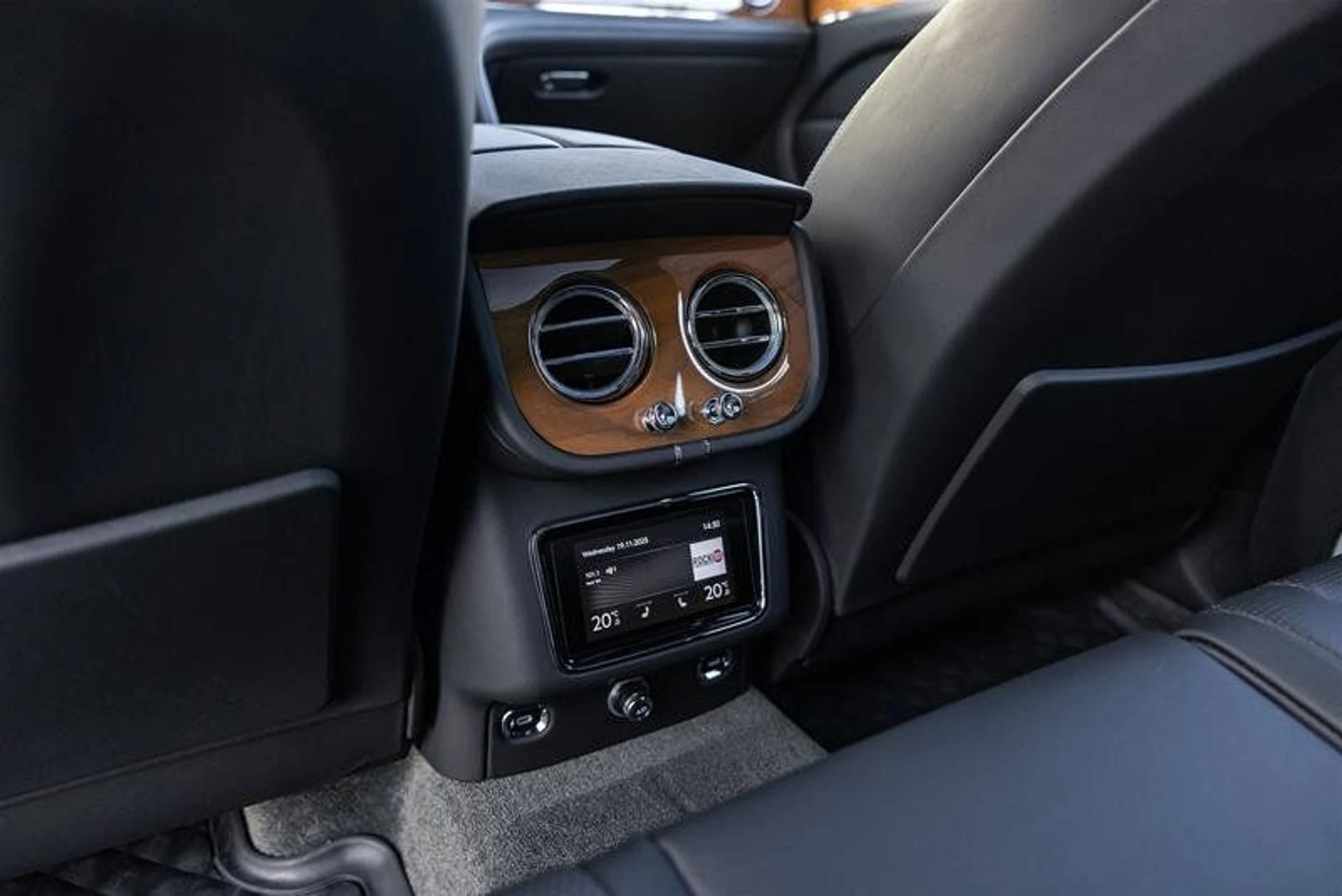 mph020_3555786669_37176798_06065_11557640_1551337677_13e58974c6