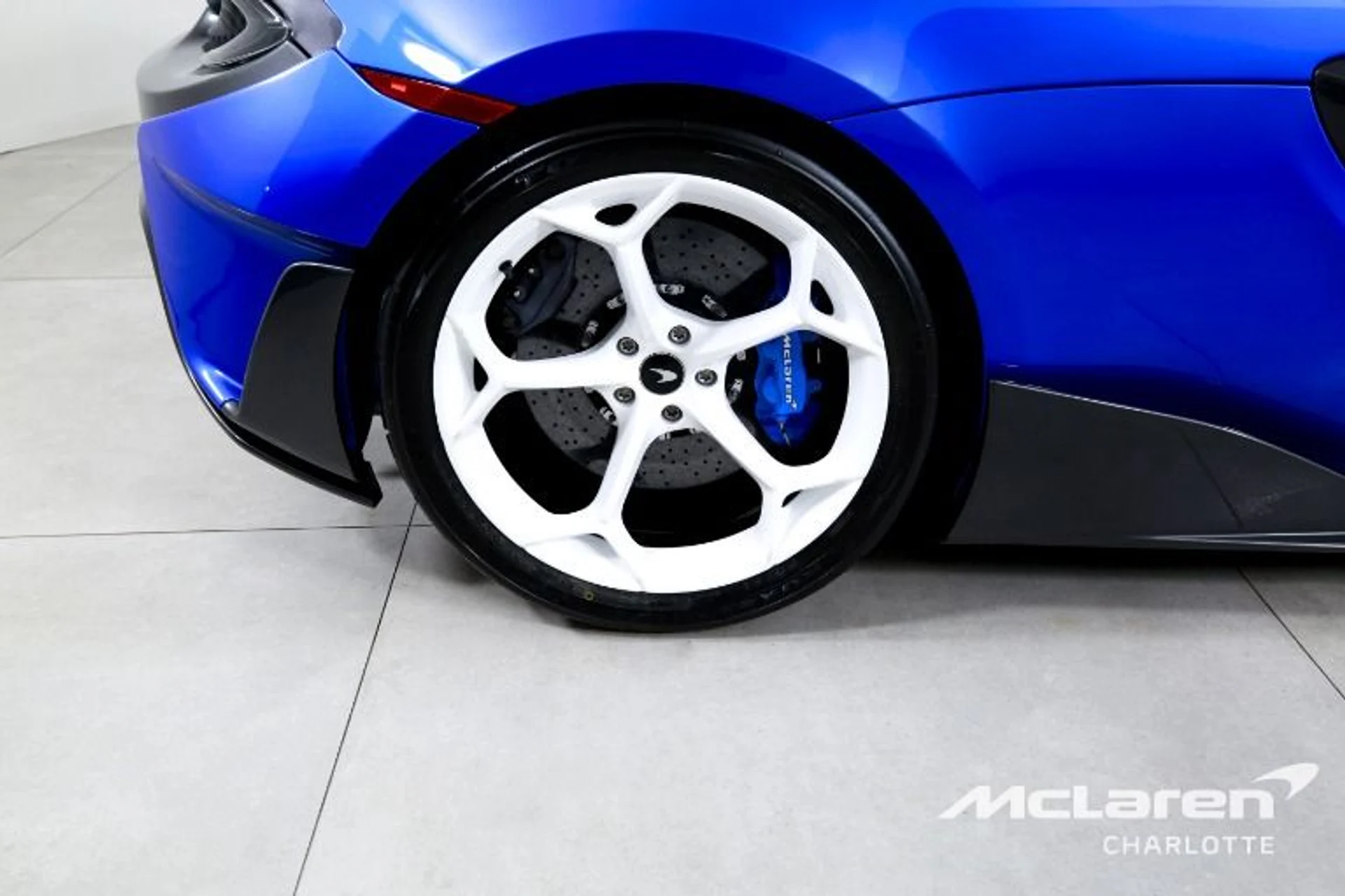 mph020_3556179492_Used_2020_Mc_Laren_600_LT_Spider_80642e3393