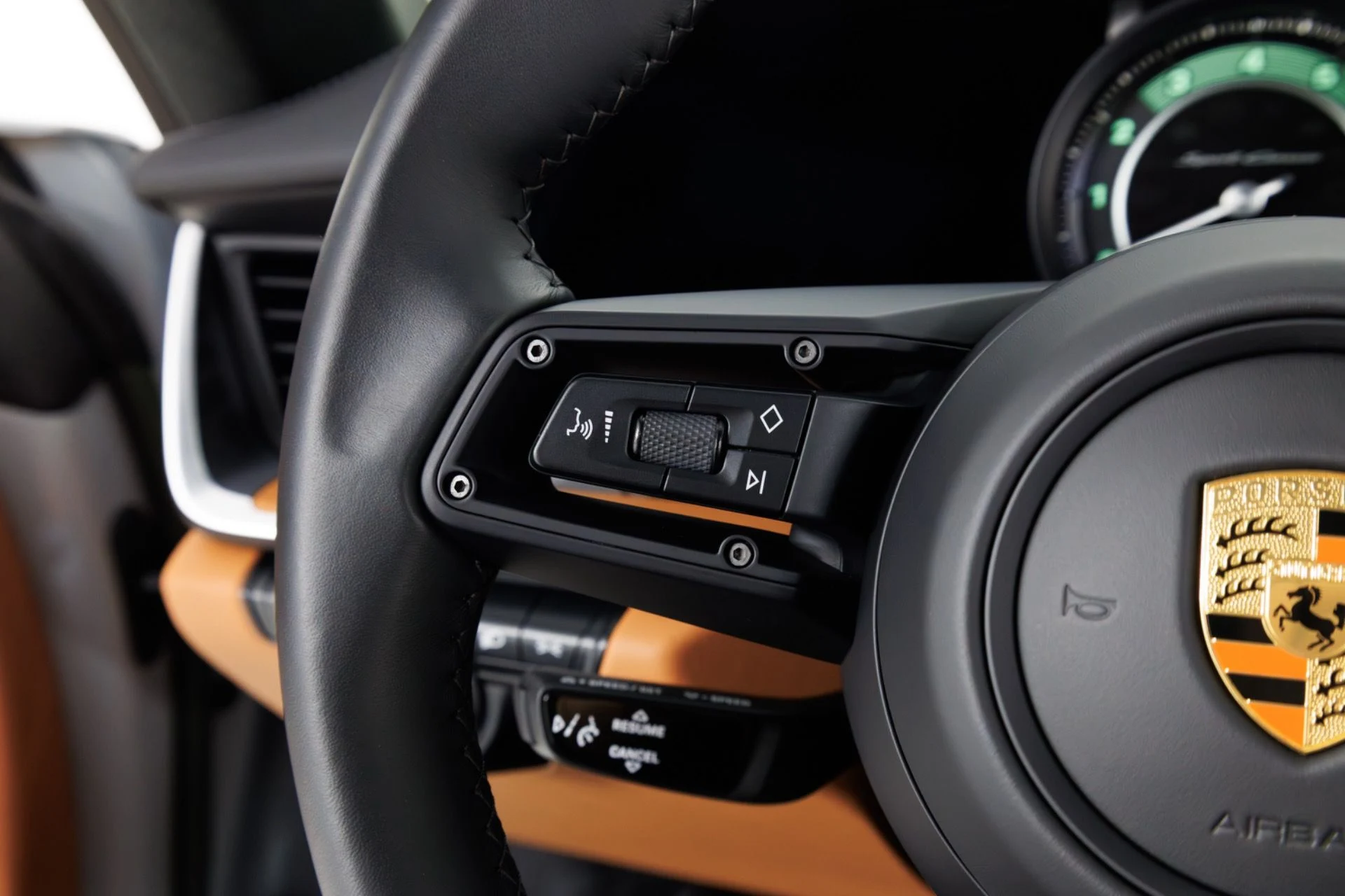 mph020_3560289670_Used_2023_Porsche_911_Sport_Classic_1775497638_55ed07f00d