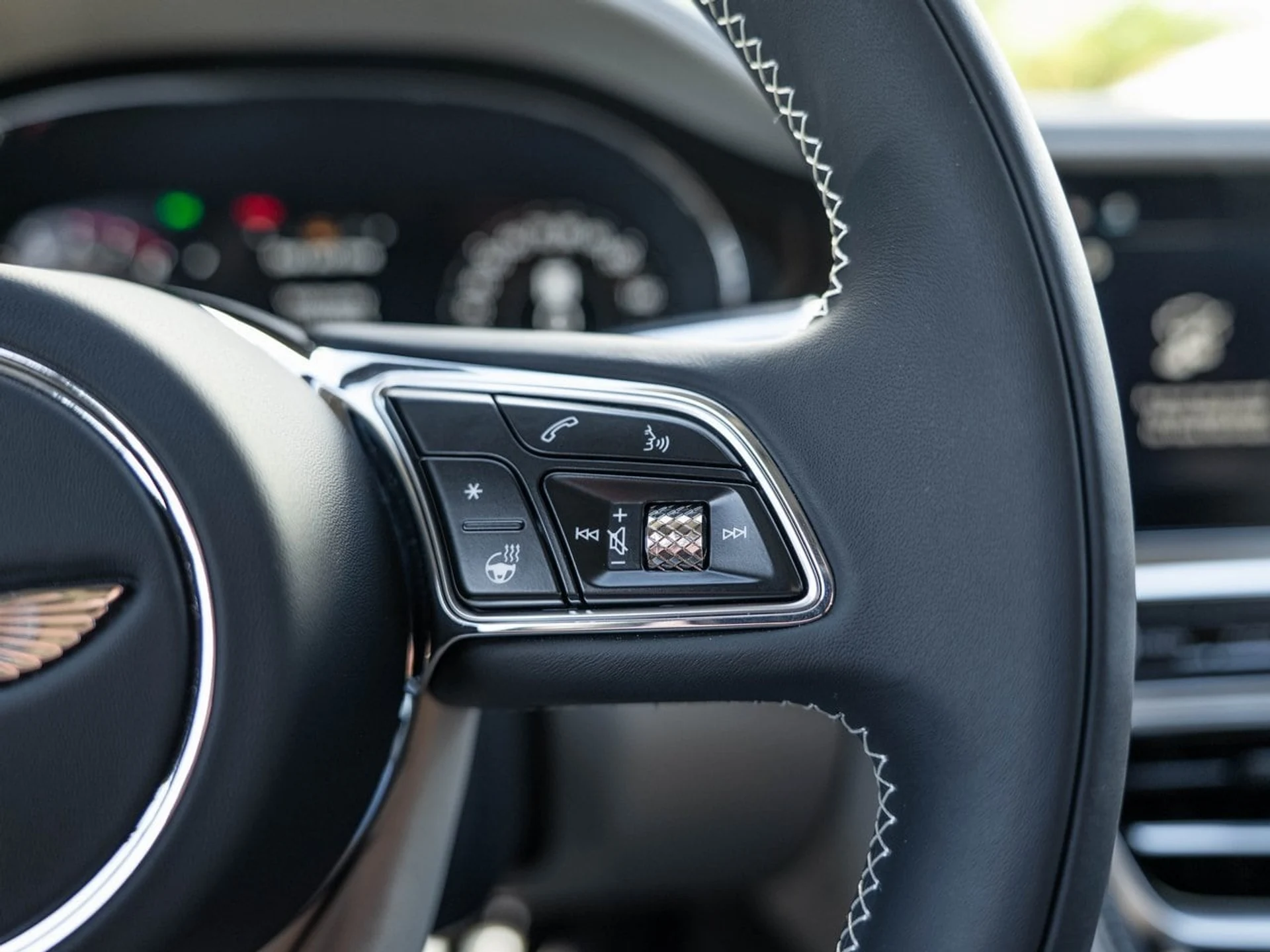 mph020_3561370403_9200a887349469c233f5f53e5be71db1x_e166a81238