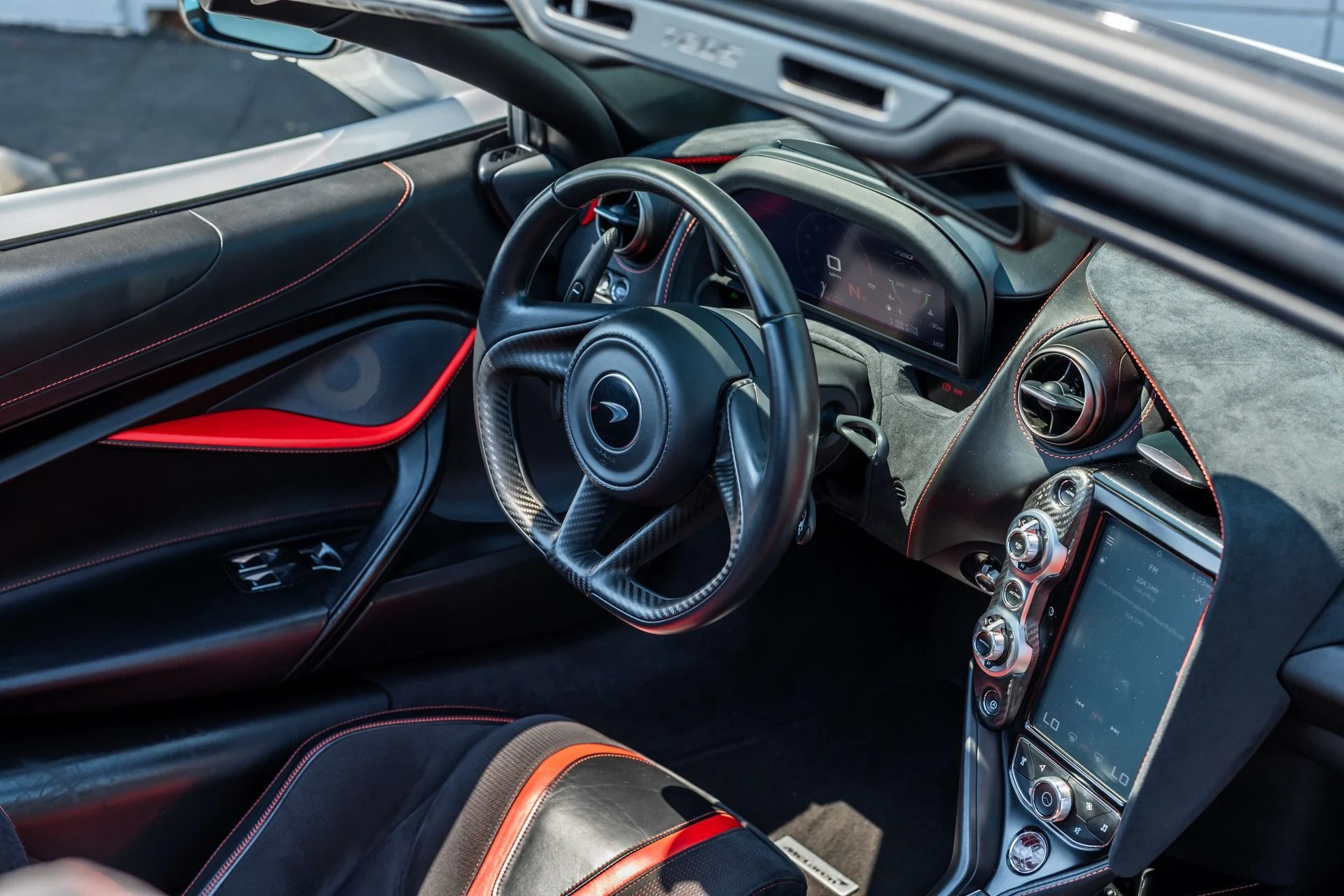 mph020_3564324303_Used_2020_Mc_Laren_720_S_Spider_Performance_1762207971_d8107109dc