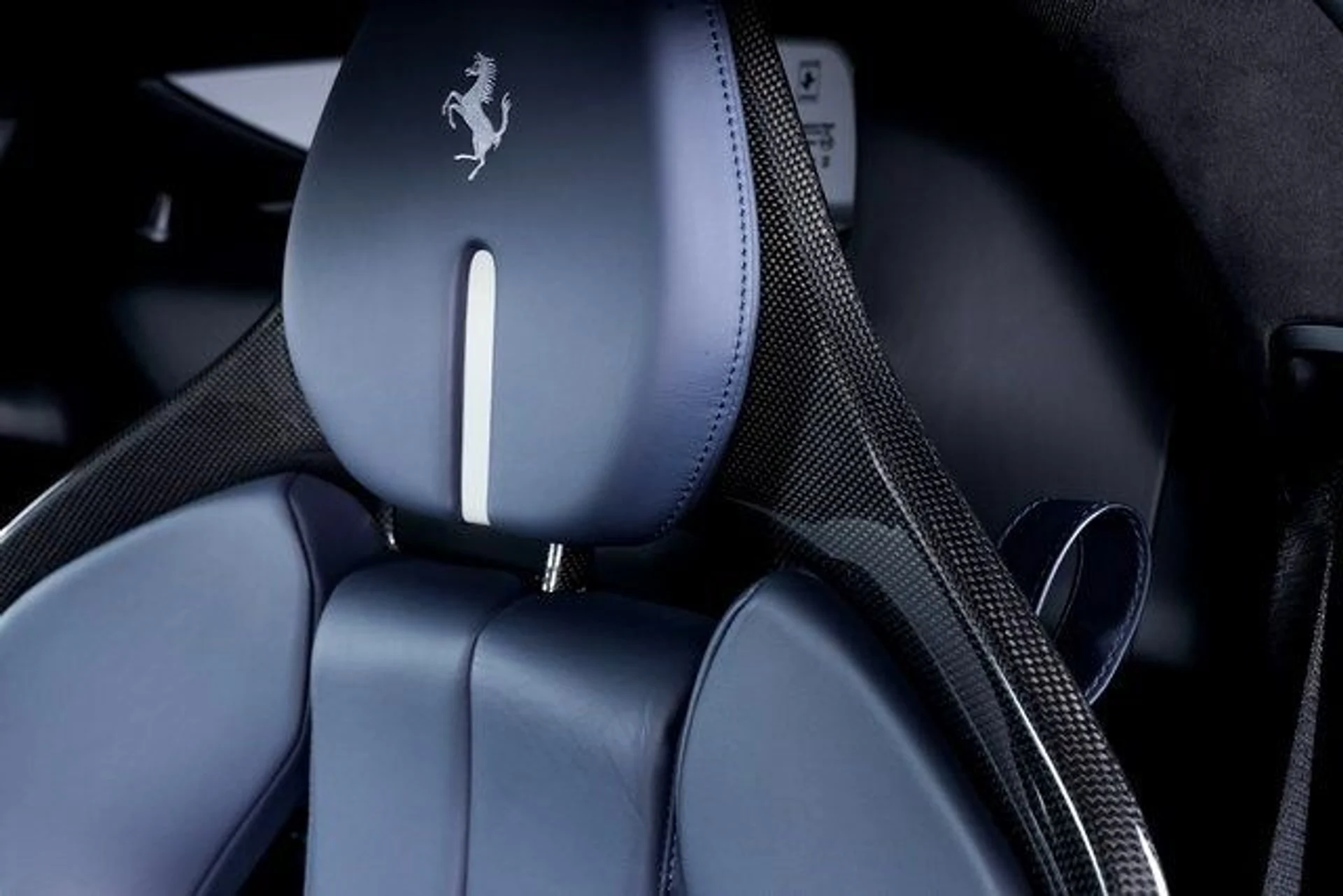 mph020_3565033677_5f612a2a994880bf87bfc740daf77e60x_986061e16d