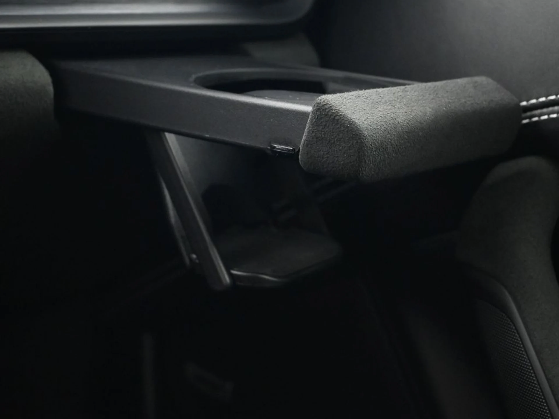 mph020_358442998_f7eeae251de6033f38544a37e4f66b3fx_ecf602295b