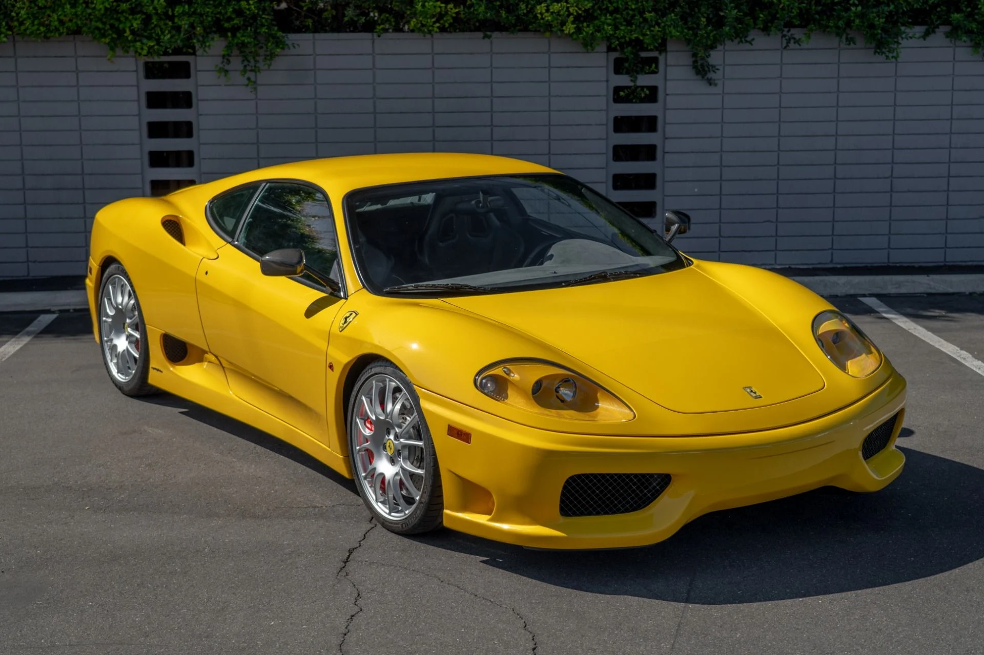 mph020_3592816453_Used_2004_Ferrari_360_Challenge_Stradale_1761174873_db2df8e445