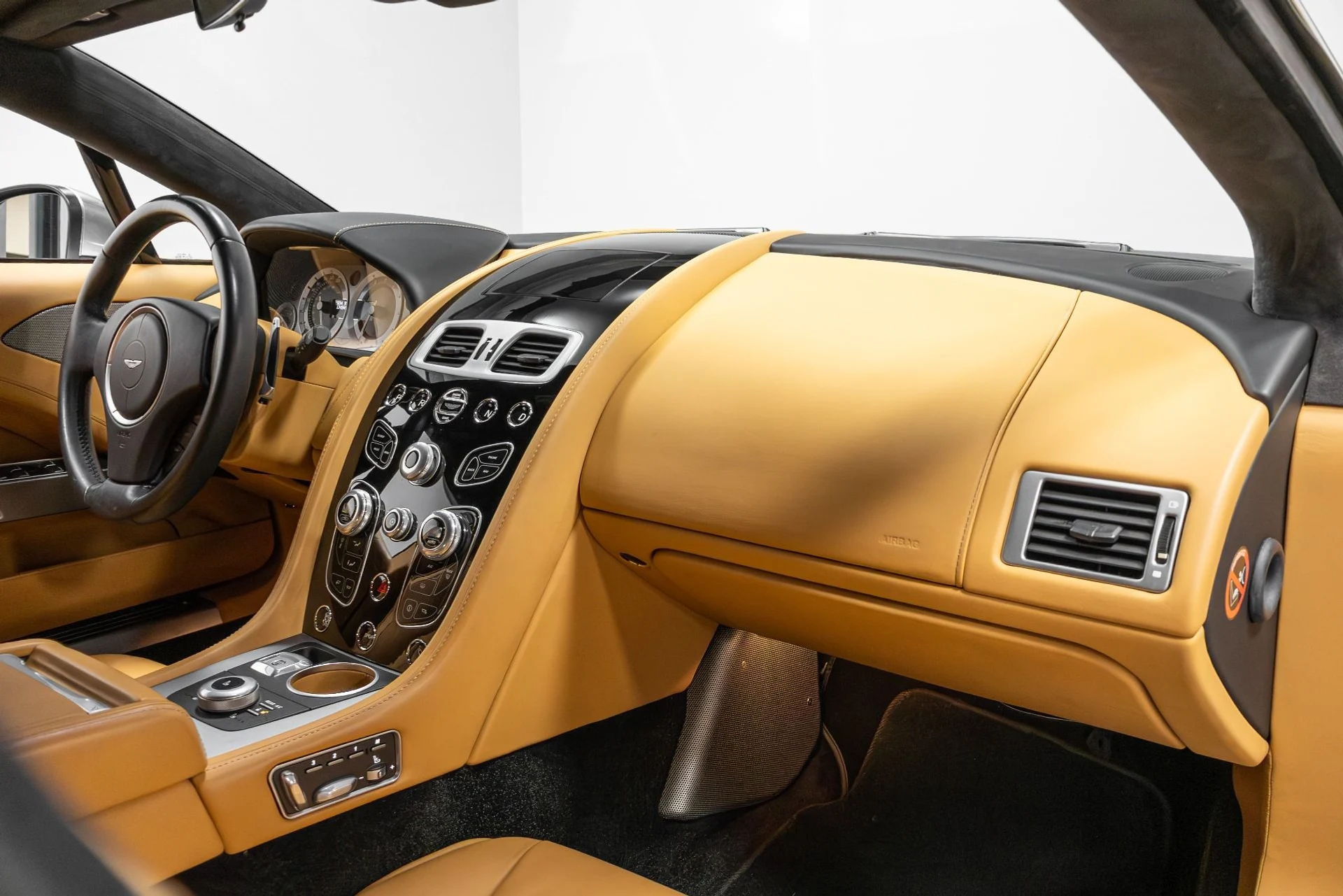 mph020_3601209967_Used_2016_Aston_Martin_Rapide_S_1767648441_601987fb3d