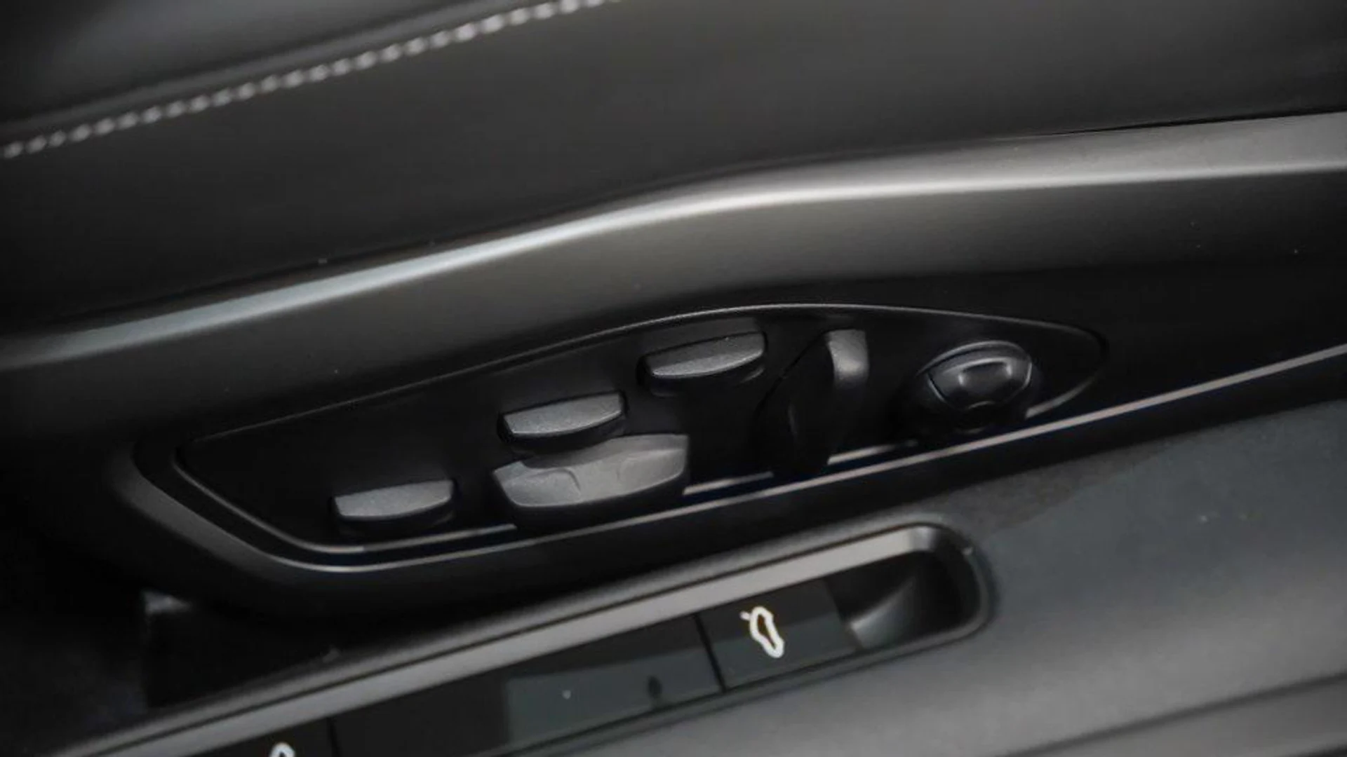 mph020_3602887067_u_M9_Op5_Vpfo3qsw_Da_R8_V_Kk3_Bsg5k_ee04472d61