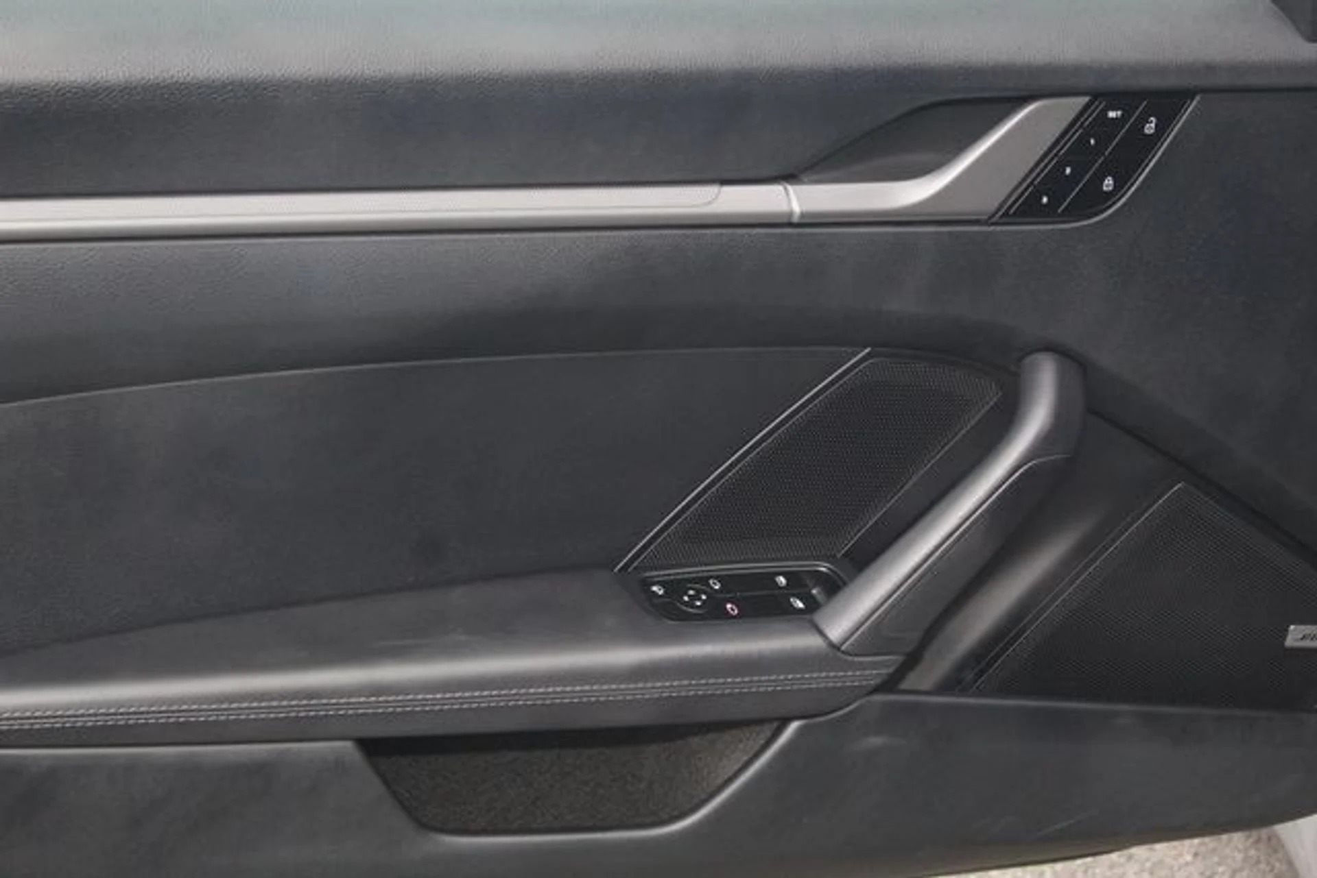 mph020_3607076626_9d81206b56feef518b9cb6b4f2480460x_62e7b694df