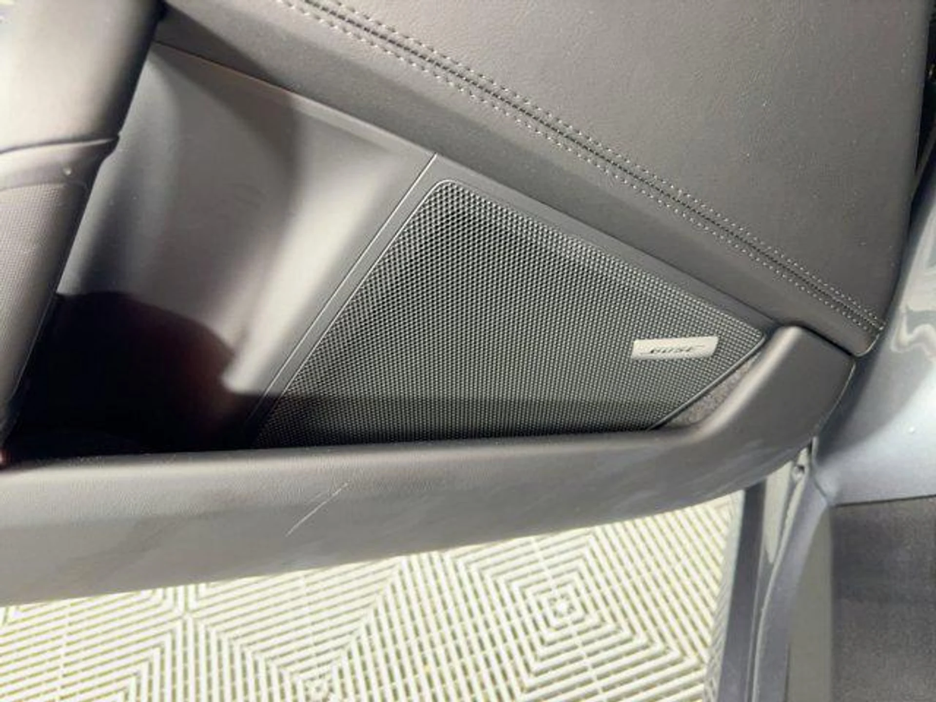 mph020_3607289119_y_Uez6_Y2ei29_Ubo_Q_Ksj_A93_SM_0310_3801e440a4