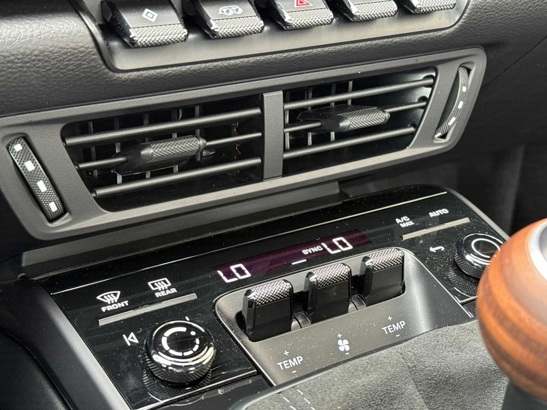 mph020_3613079295_679382d80588446c274f3eac898b246ax_0c484f9160