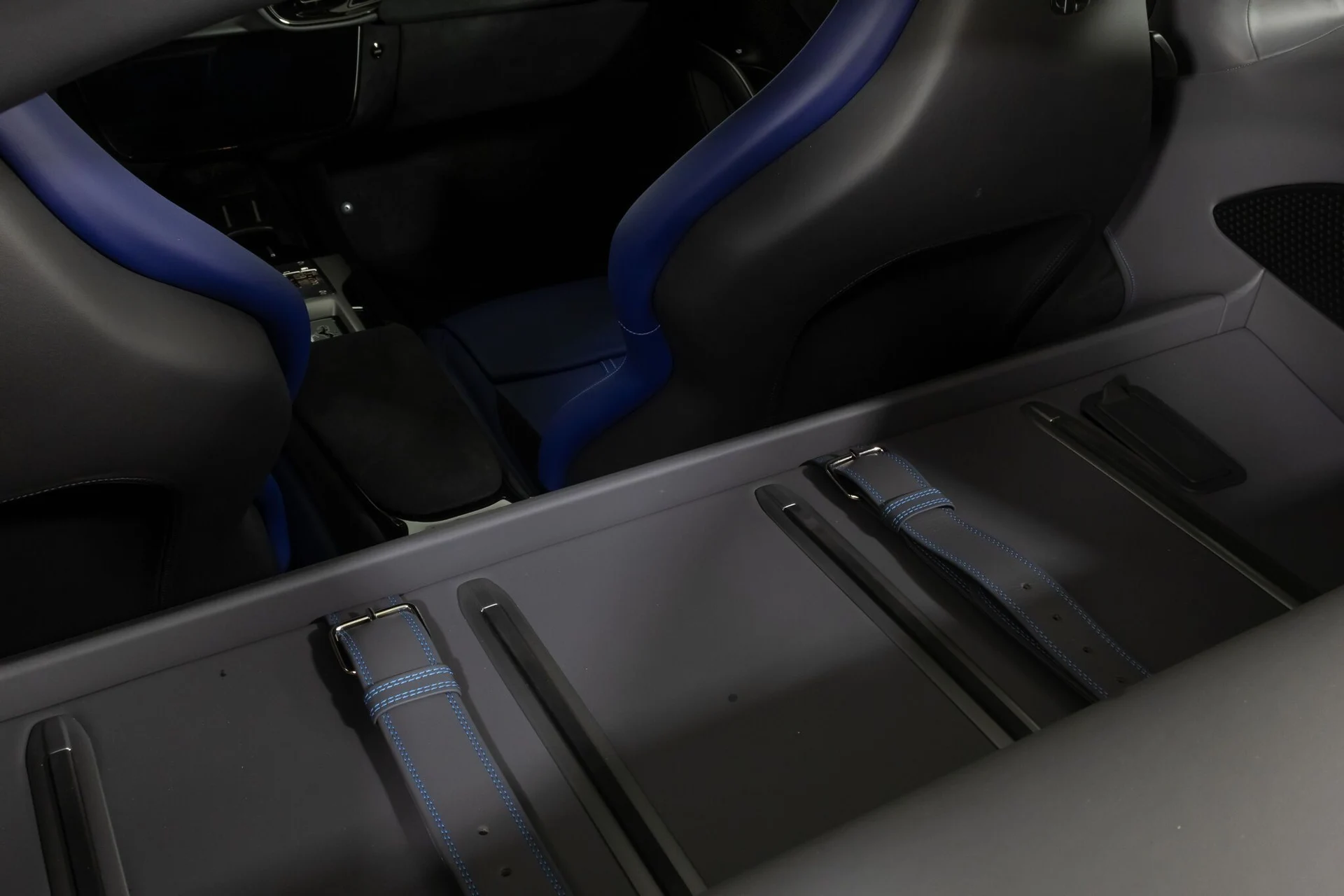 mph020_3615779241_562dfba223f5da598f7af4c4a7c989b8_70efd2a648