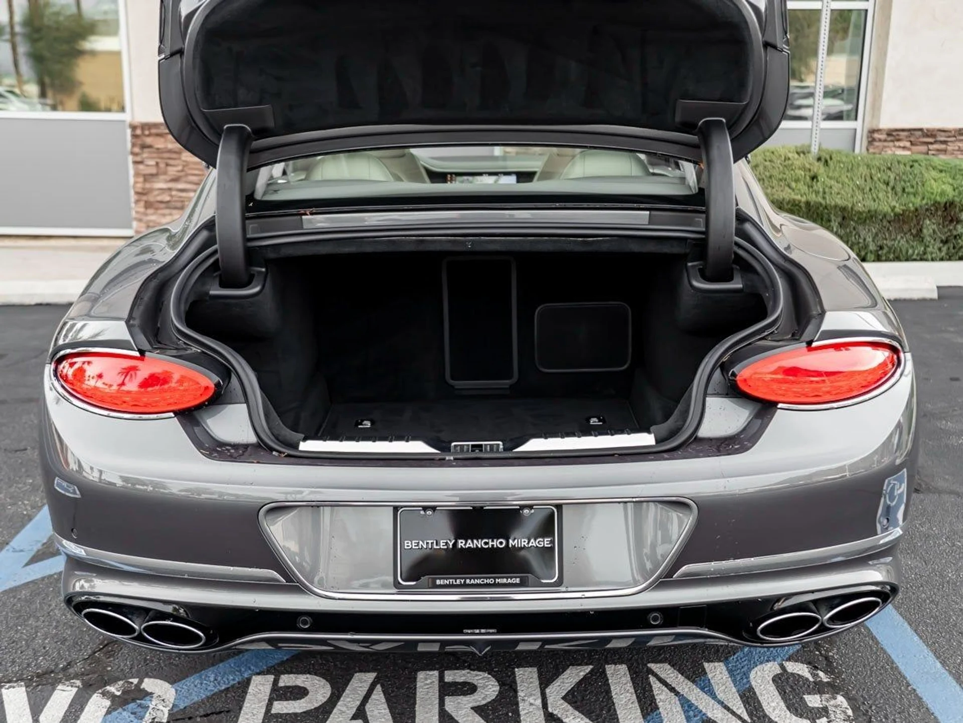 mph020_3619829343_21_c41a6a8bb0