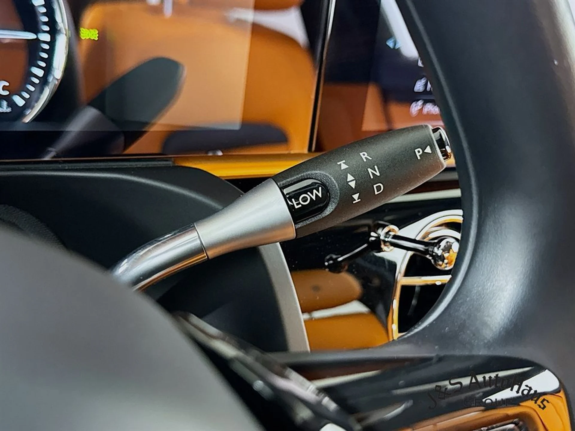 mph020_3627627893_0viddhaf1juxshxgtwat4ekju4zs_364ac0027c