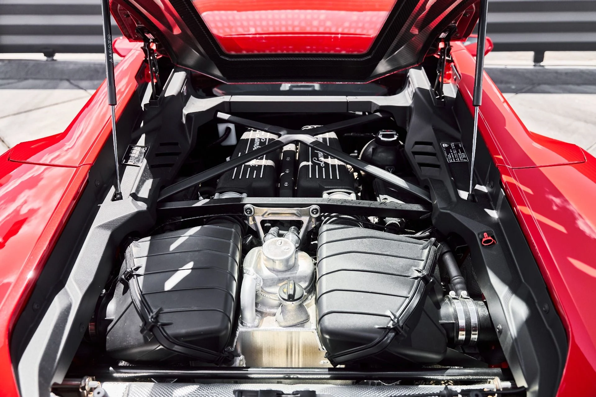 mph020_3630917499_Used_2023_Lamborghini_Huracan_Tecnica_1780102850_8234c22d92