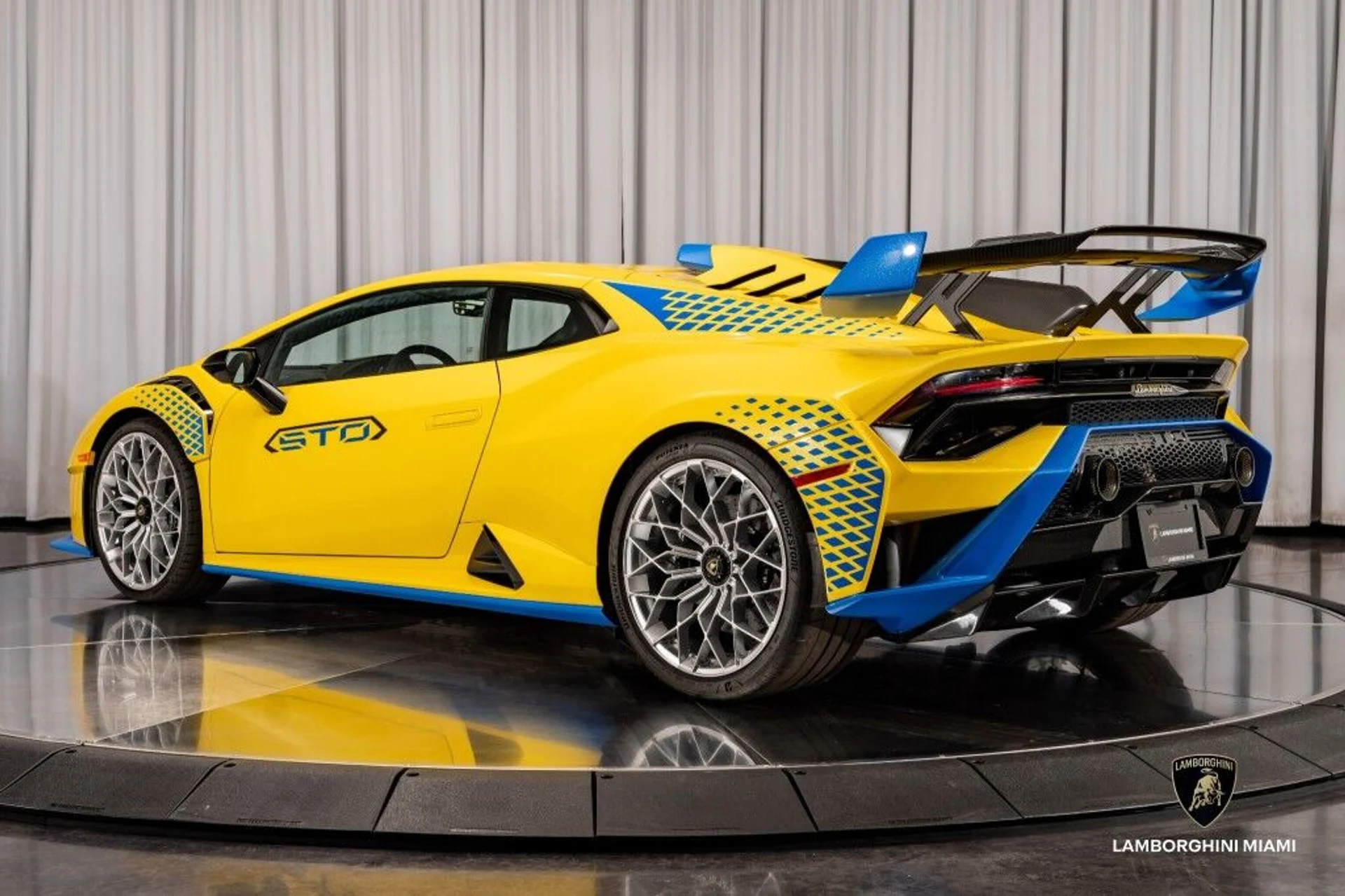 mph020_3636593523_be28f97a31e18ed2a65c2ea629eafdd1_e518e95cab