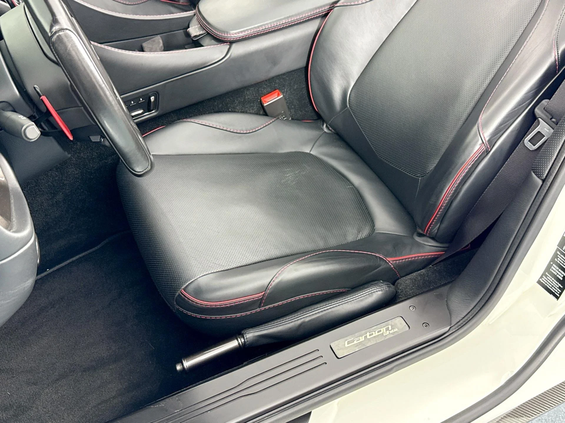 mph020_3637281876_Used_2015_Aston_Martin_Vanquish_Volante_1782334091_1231df0c81