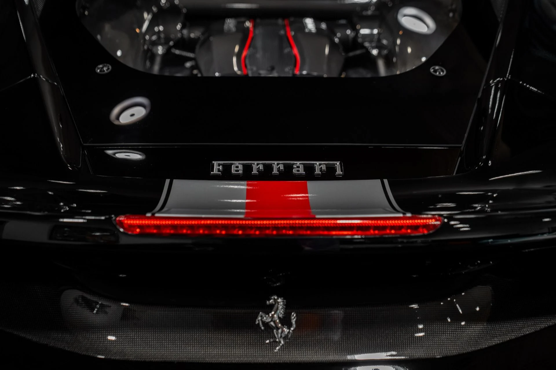 mph020_3640362407_Used_2020_Ferrari_488_Pista_1767389957_bdde641034