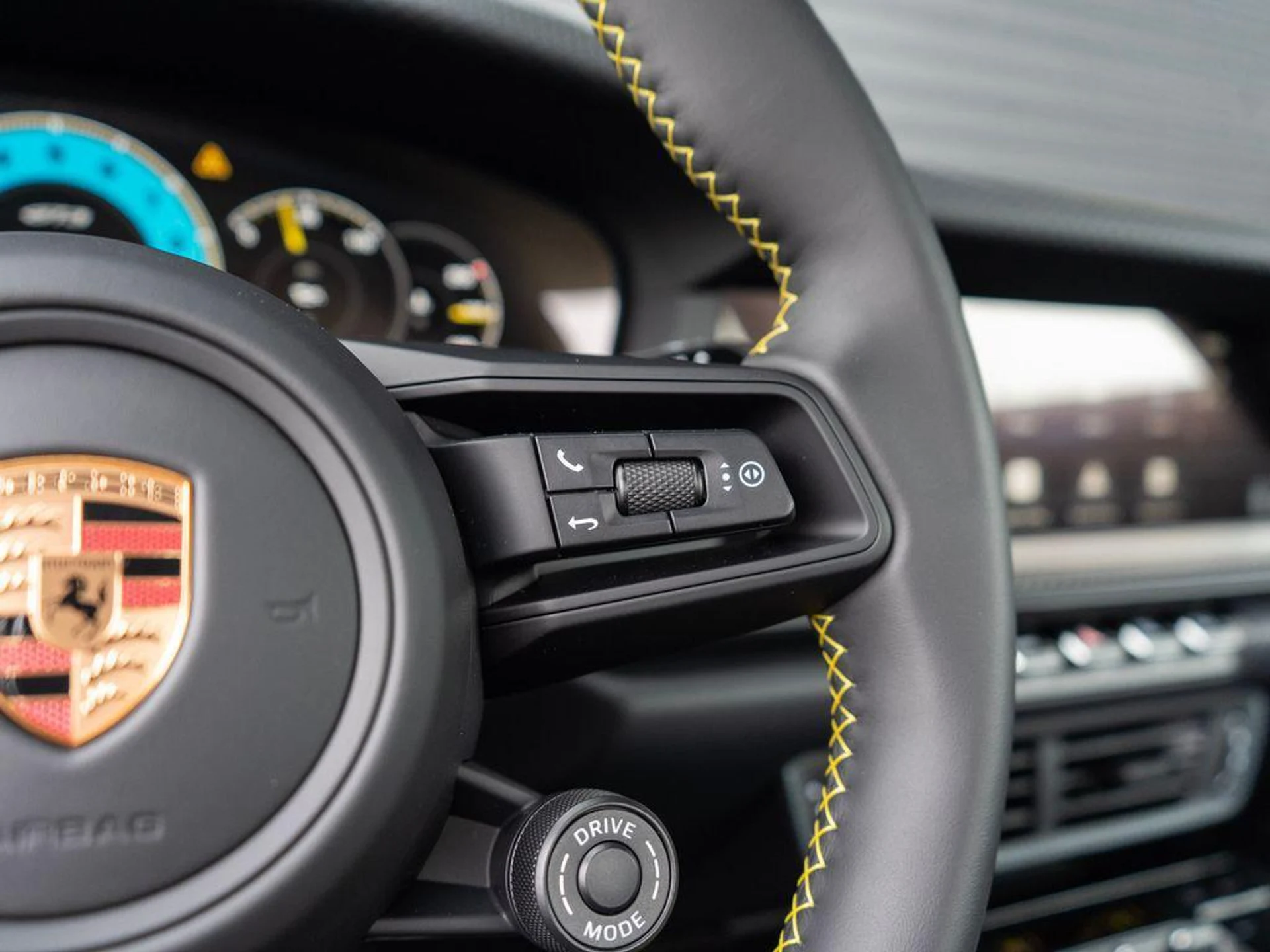 mph020_3646920995_gje6ye_Mqcu_PQ_Szo9_M1l_Xx_Vh_U_08894c2284