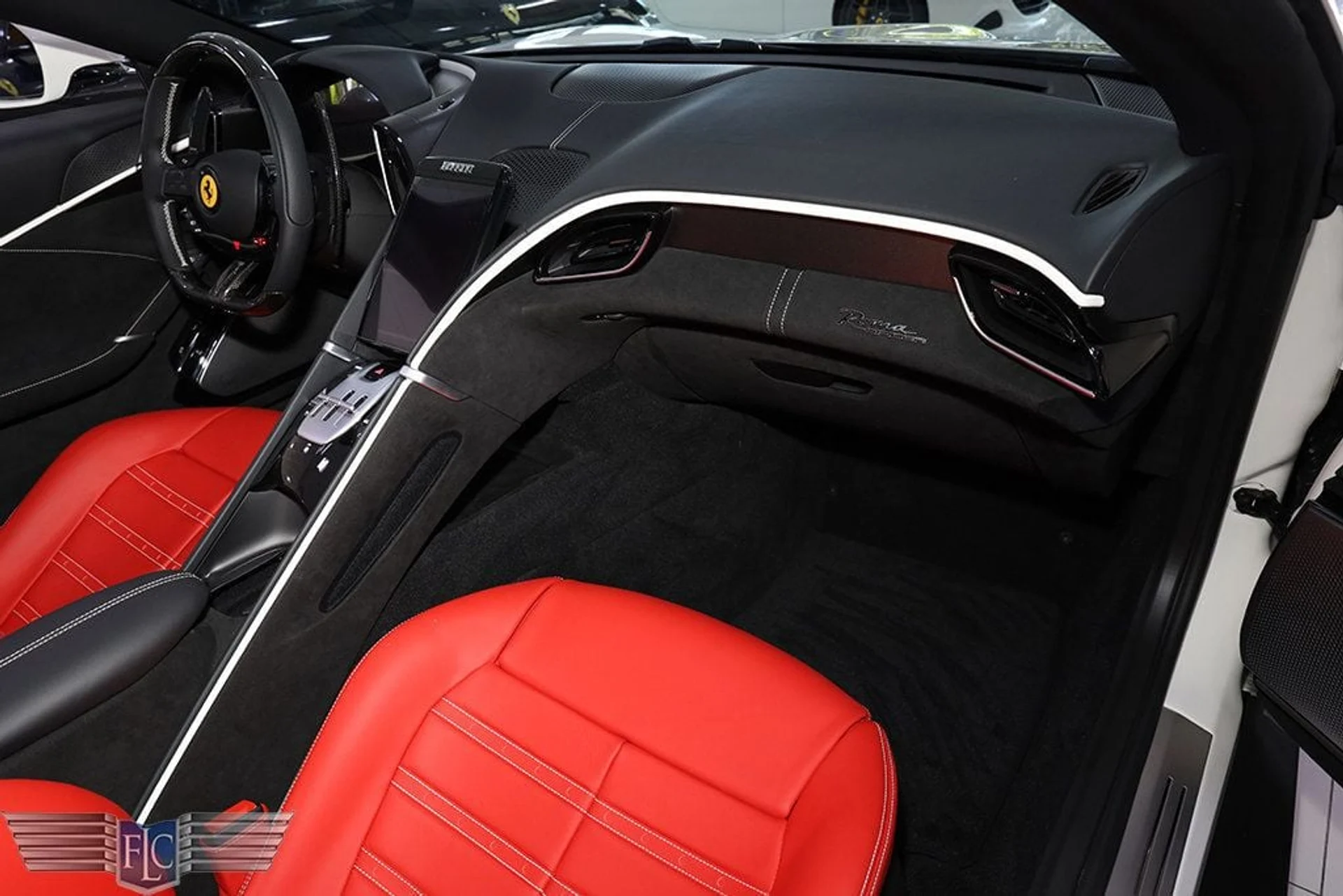 mph020_3649704206_used_2025_ferrari_roma_spider_convertible_6305_22870427_21_1024_4d4411d23d