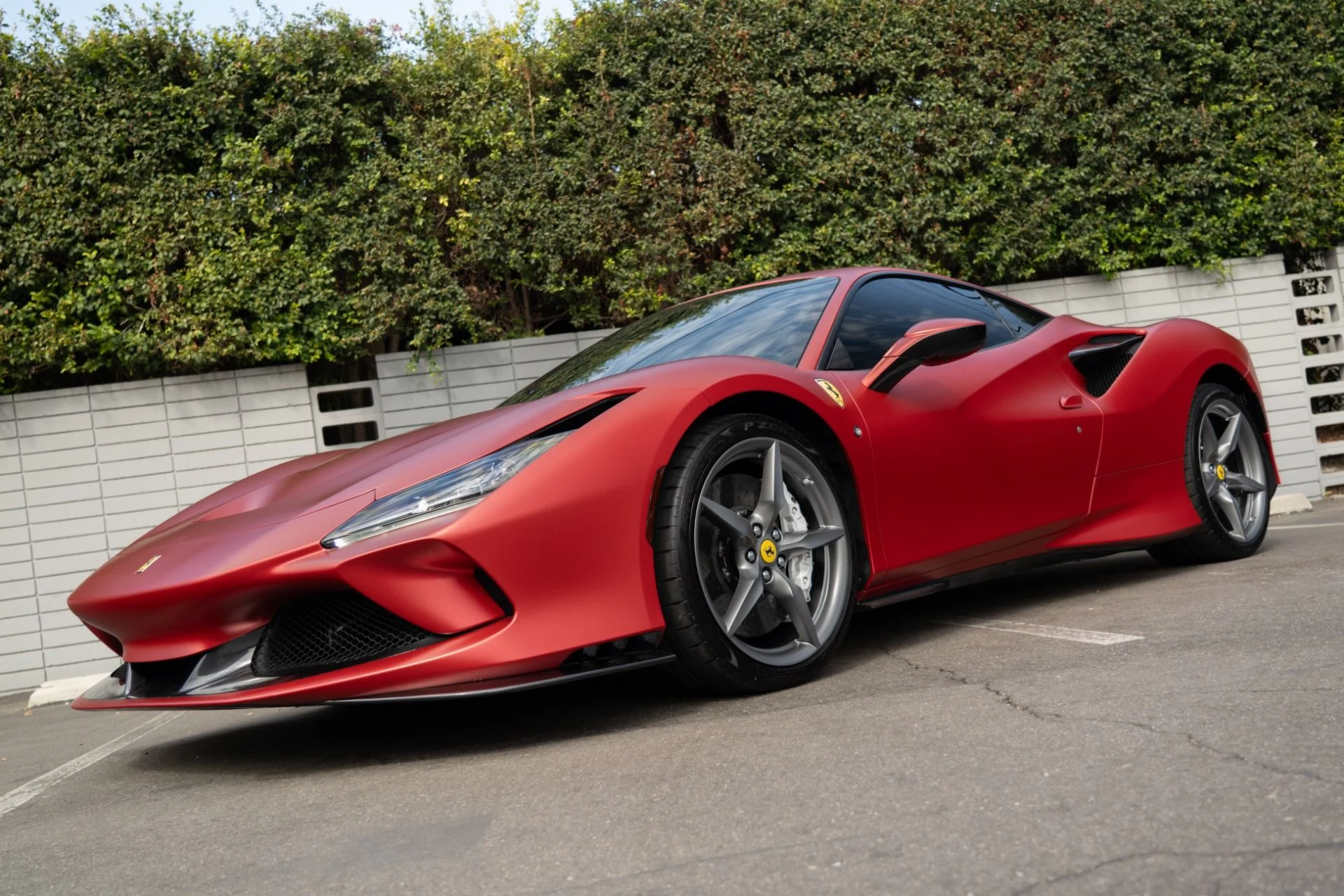 mph020_365245670_Used_2020_Ferrari_F8_Tributo_1756838529_b43eb1043b