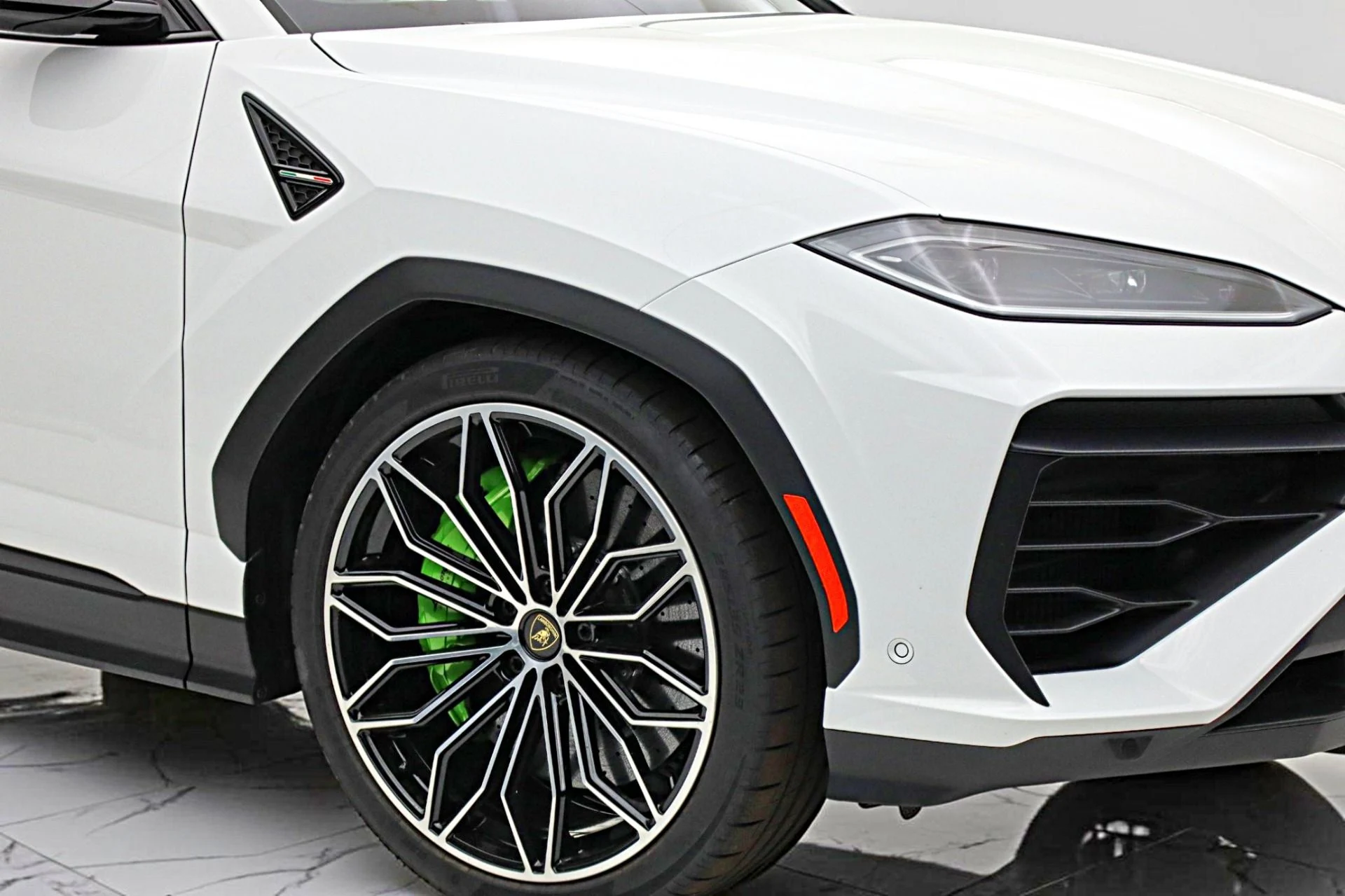 mph020_3652691031_New_2026_Lamborghini_Urus_SE_2209ba9f7d
