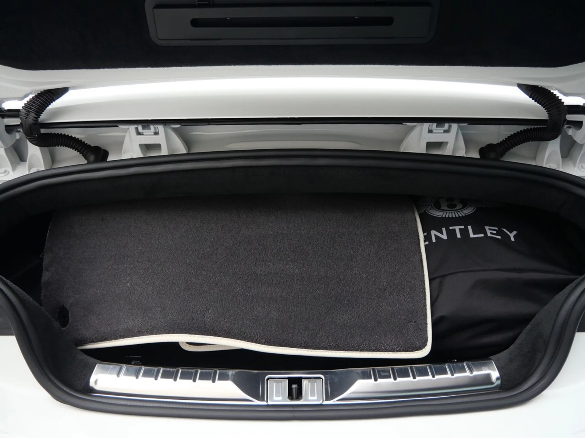 mph020_3657178857_a7ea782294100fc457eab5ba6717669bx_fa689afa55