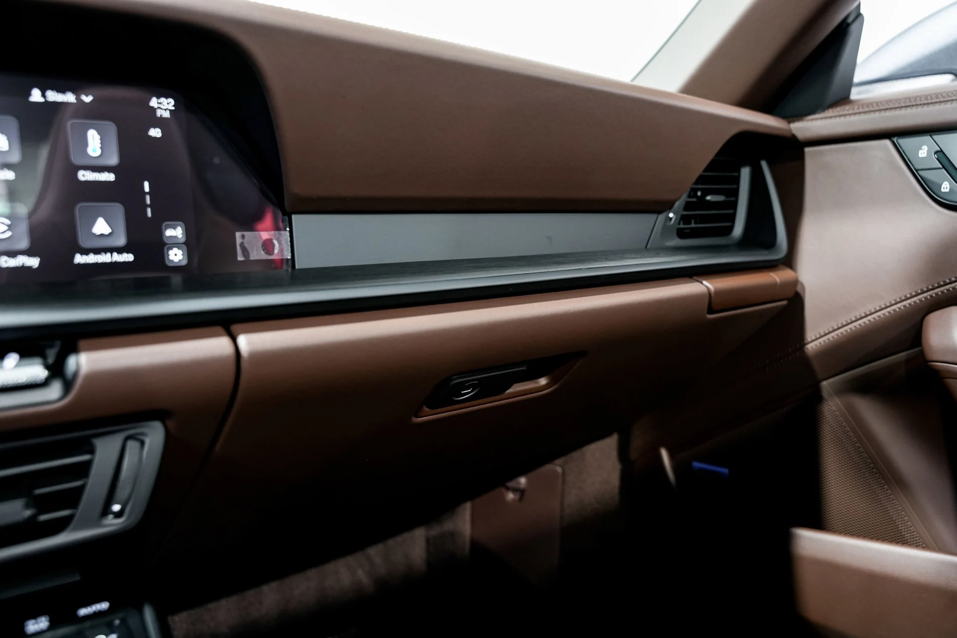 mph020_3658643404_f6e1fc45a35143b2f9f6fb2907615d2fx_518a8db16e