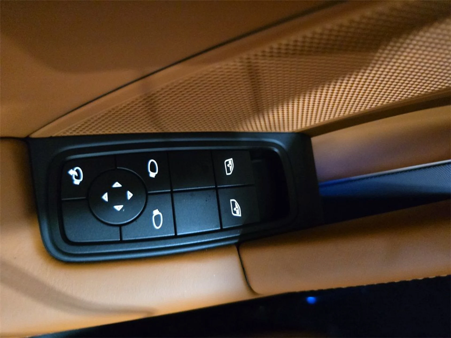 mph020_3659003559_17649215f234c33a886bd397ea714f30_9e8428c913