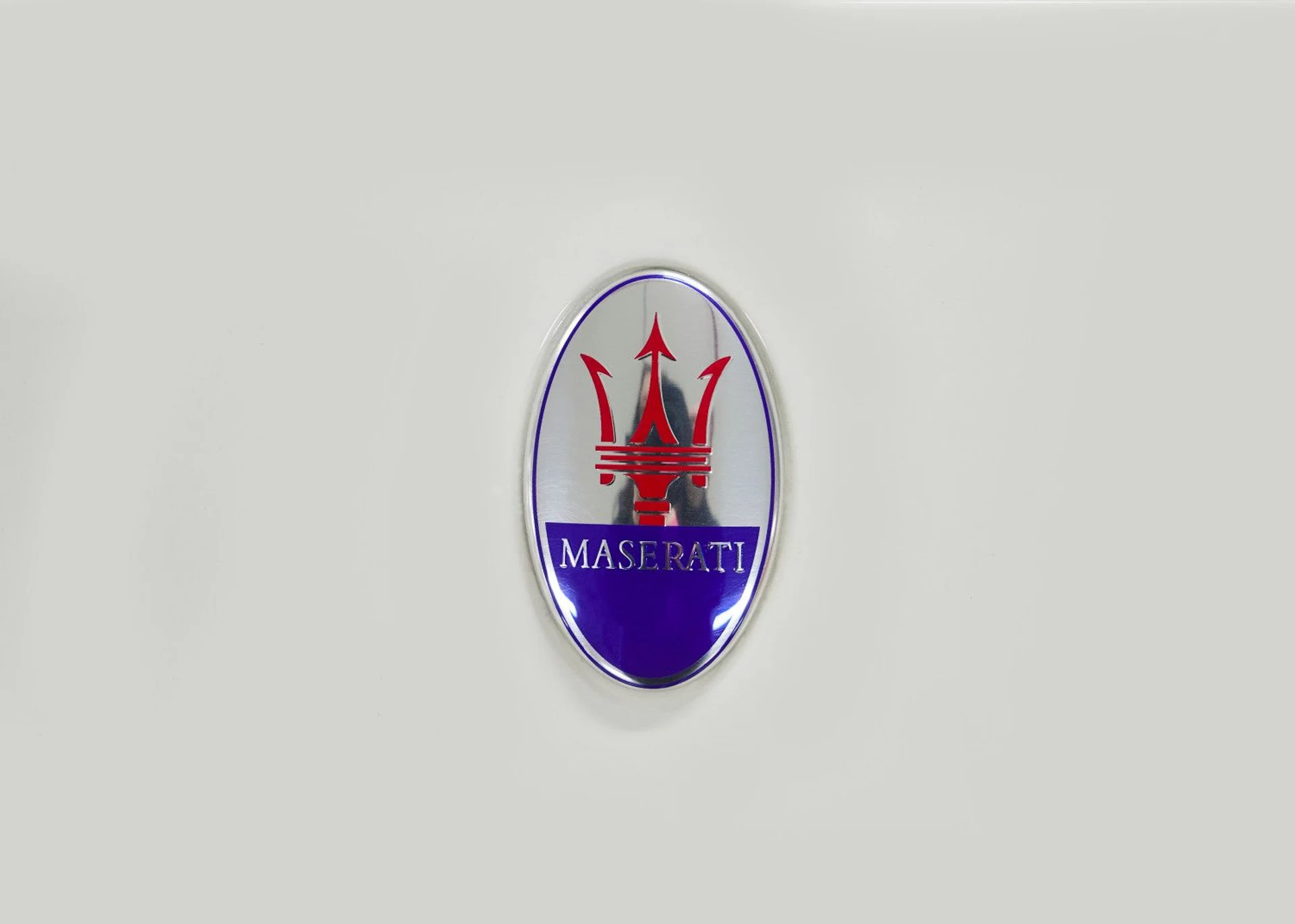mph020_3662187269_2016_Maserati_Granturismo_19_2882e2e17b