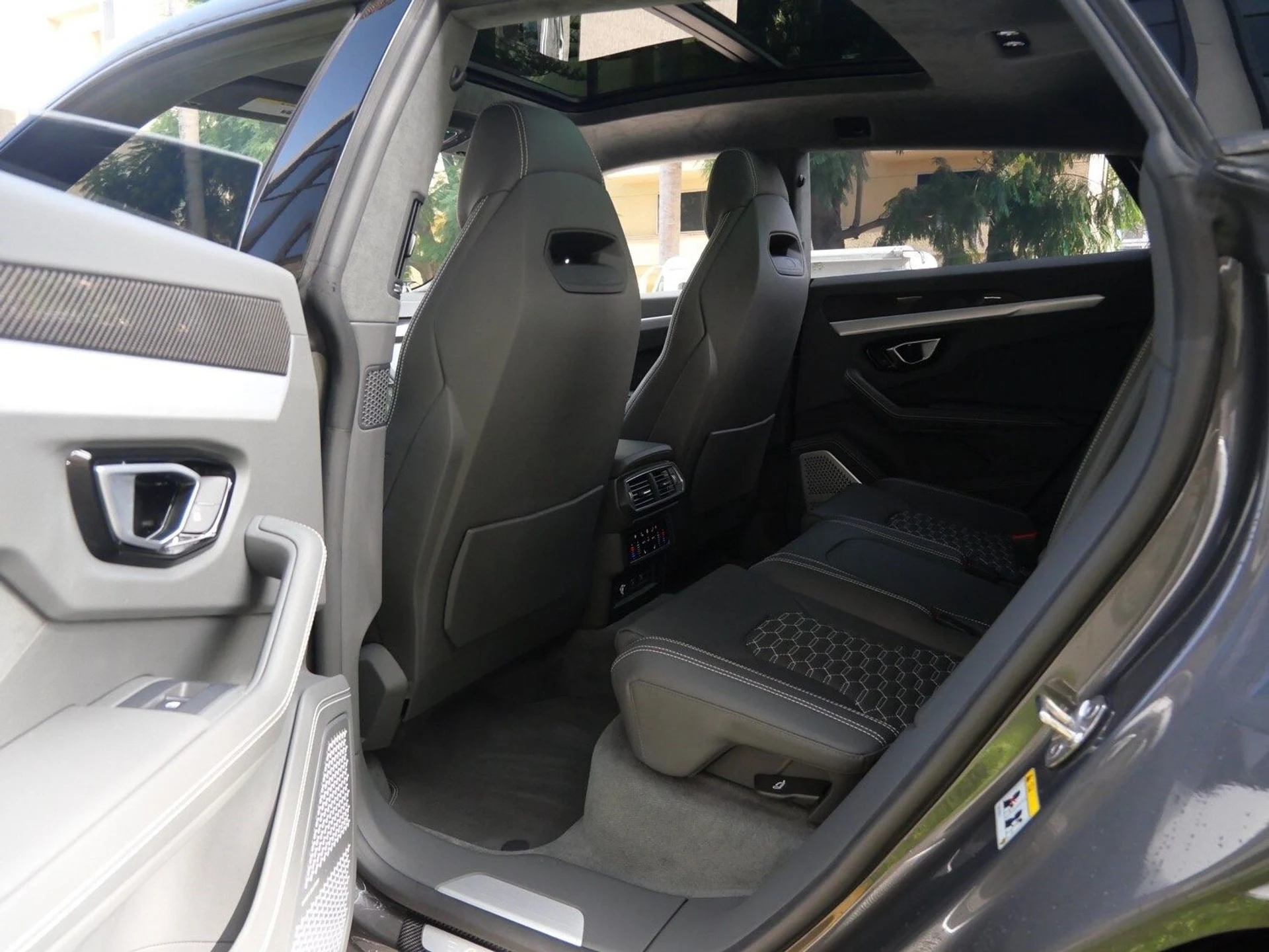 mph020_3665087840_902e14d66601378163b416795a94fcdax_2a3a53262c