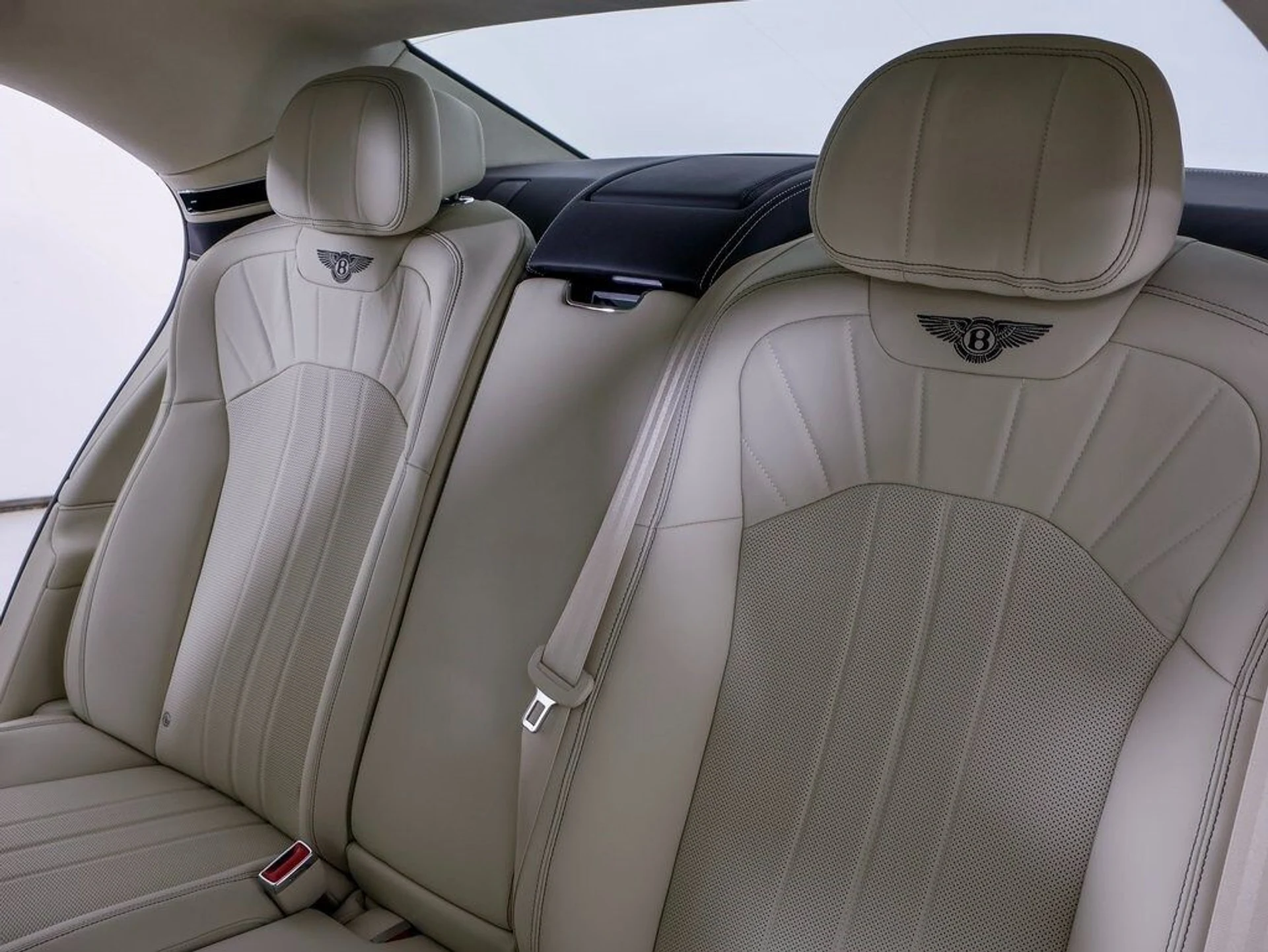 mph020_3670264031_a7148dfd6187fb4b4c372c0368de1f07x_558174a7c0