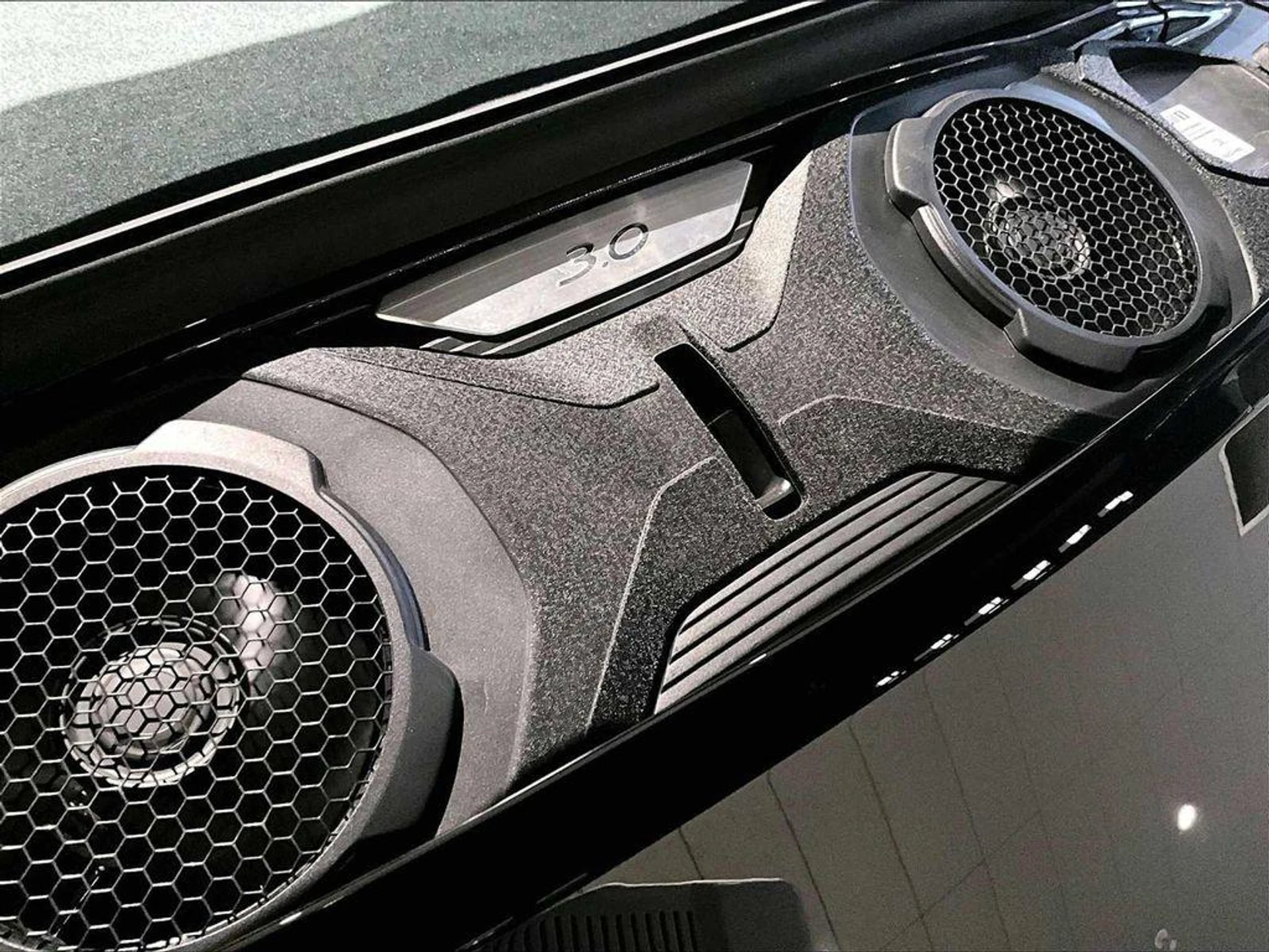 mph020_3673233403_0v4u_Sfin9e1j_Qv_Ku_HIBW_3w_C_Rk_2c015f598d