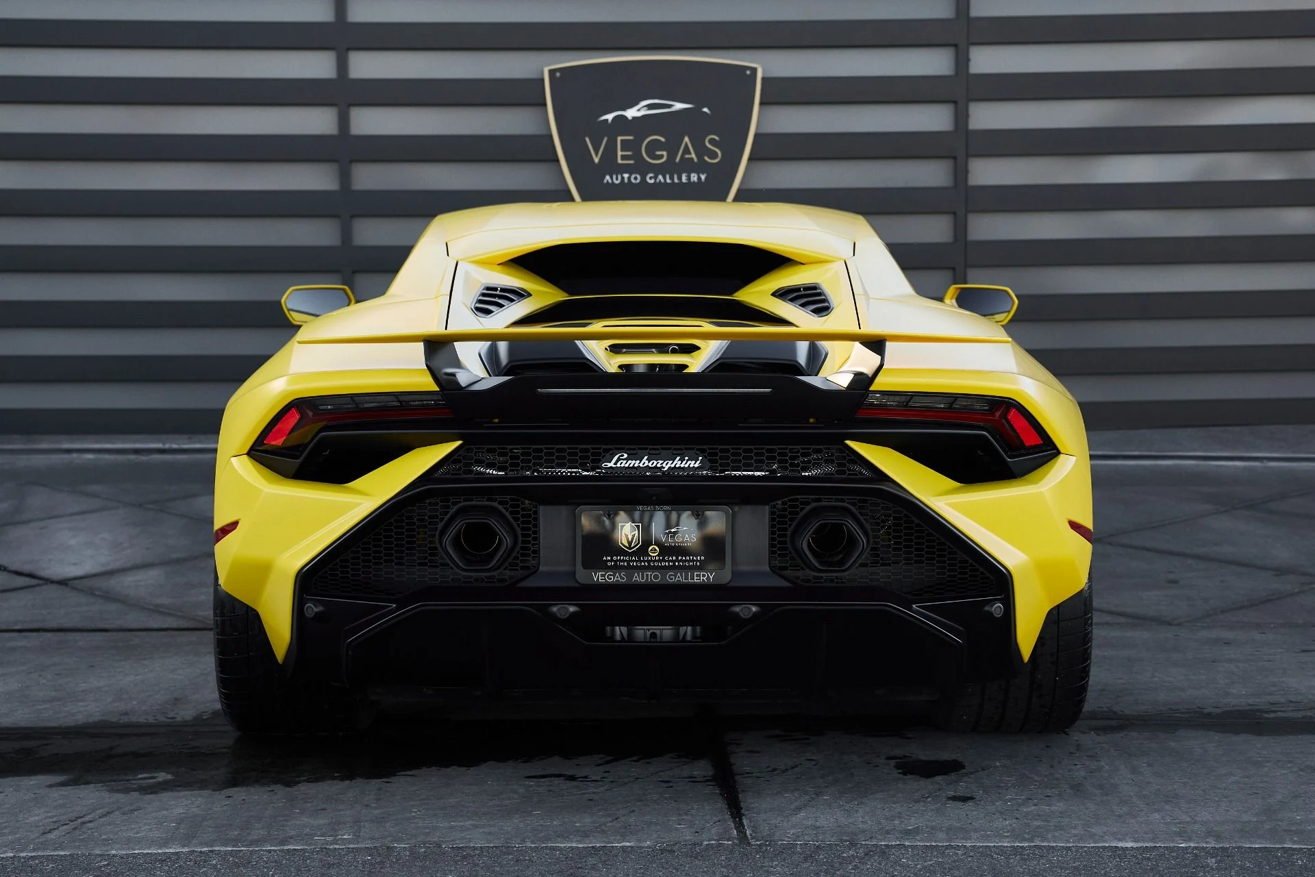 mph020_3674817295_Used_2023_Lamborghini_Huracan_Tecnica_Base_1765333485_444330b3d6