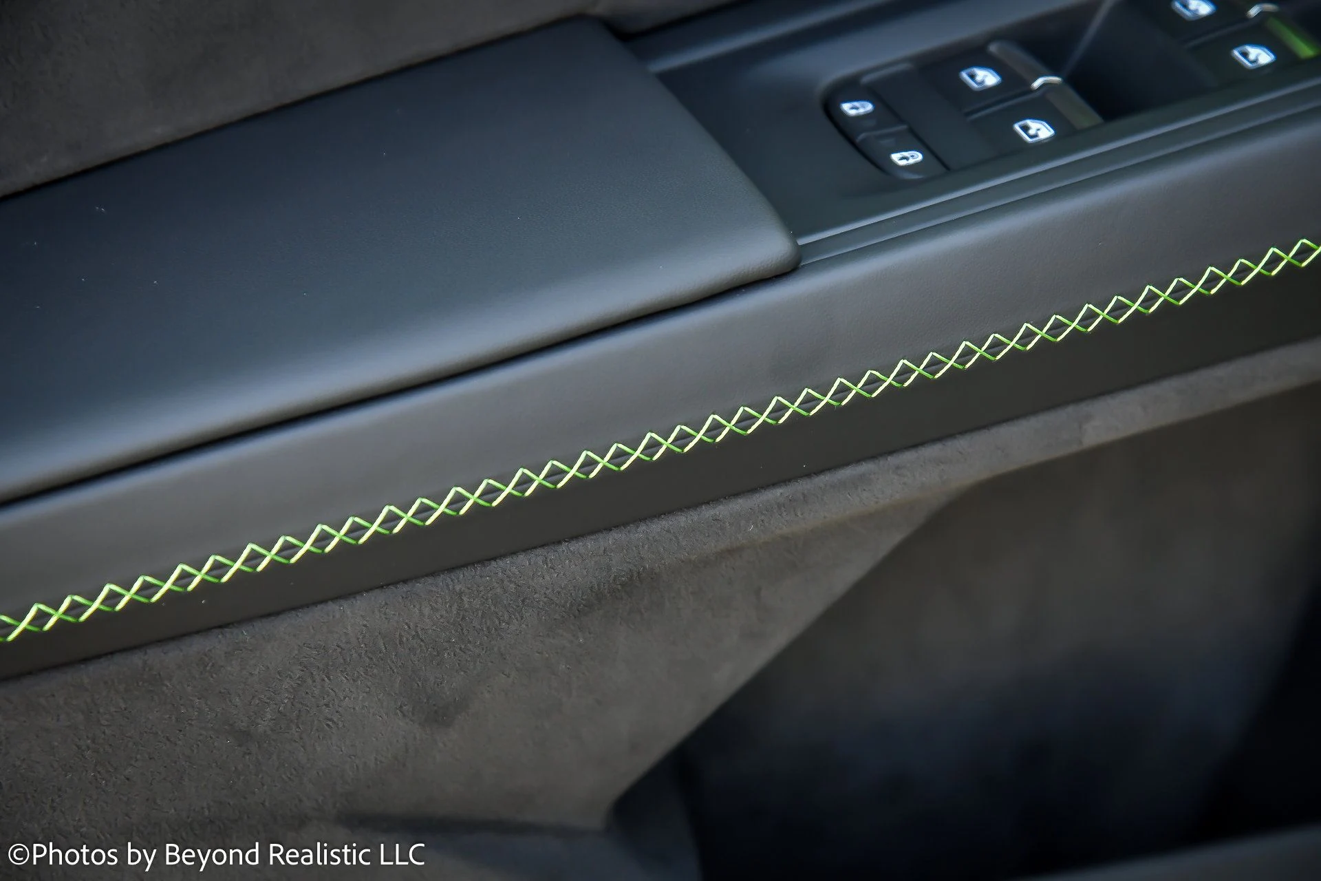 mph020_3675216329_3b1f12c83d88d44c124ec1db44f16052x_1320426b15