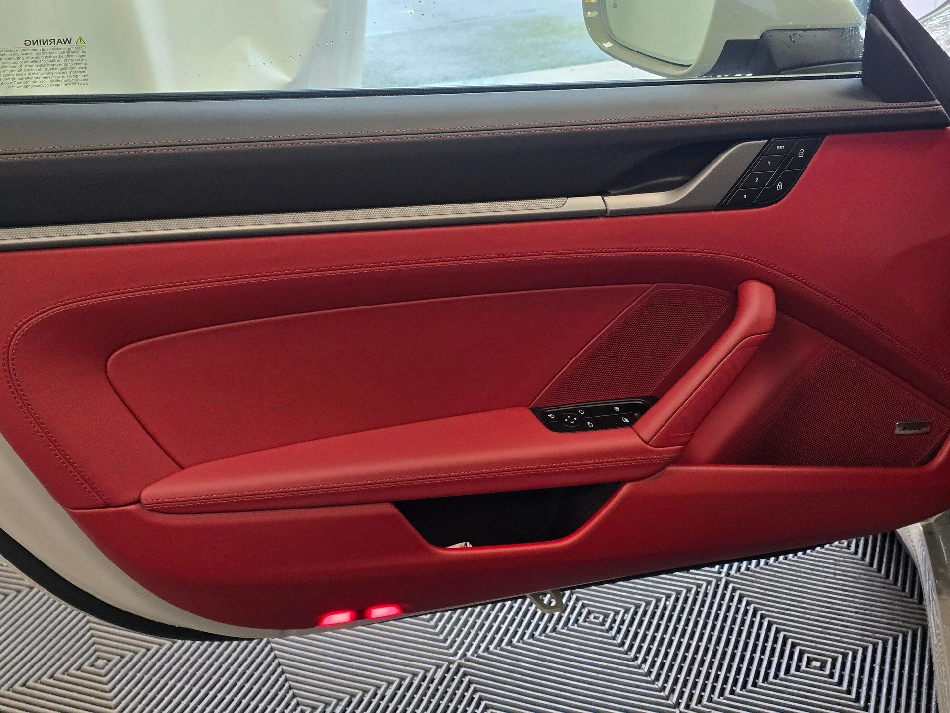 mph020_3684543973_81350a21cbe84706006eb7883bdc2f70x_20c24f1682