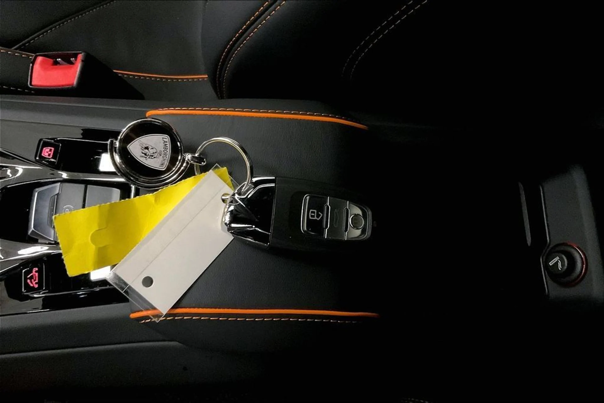 mph020_3686125520_e85e32bed938b447e3eaa9219df65cd8x_5e0ee152d4