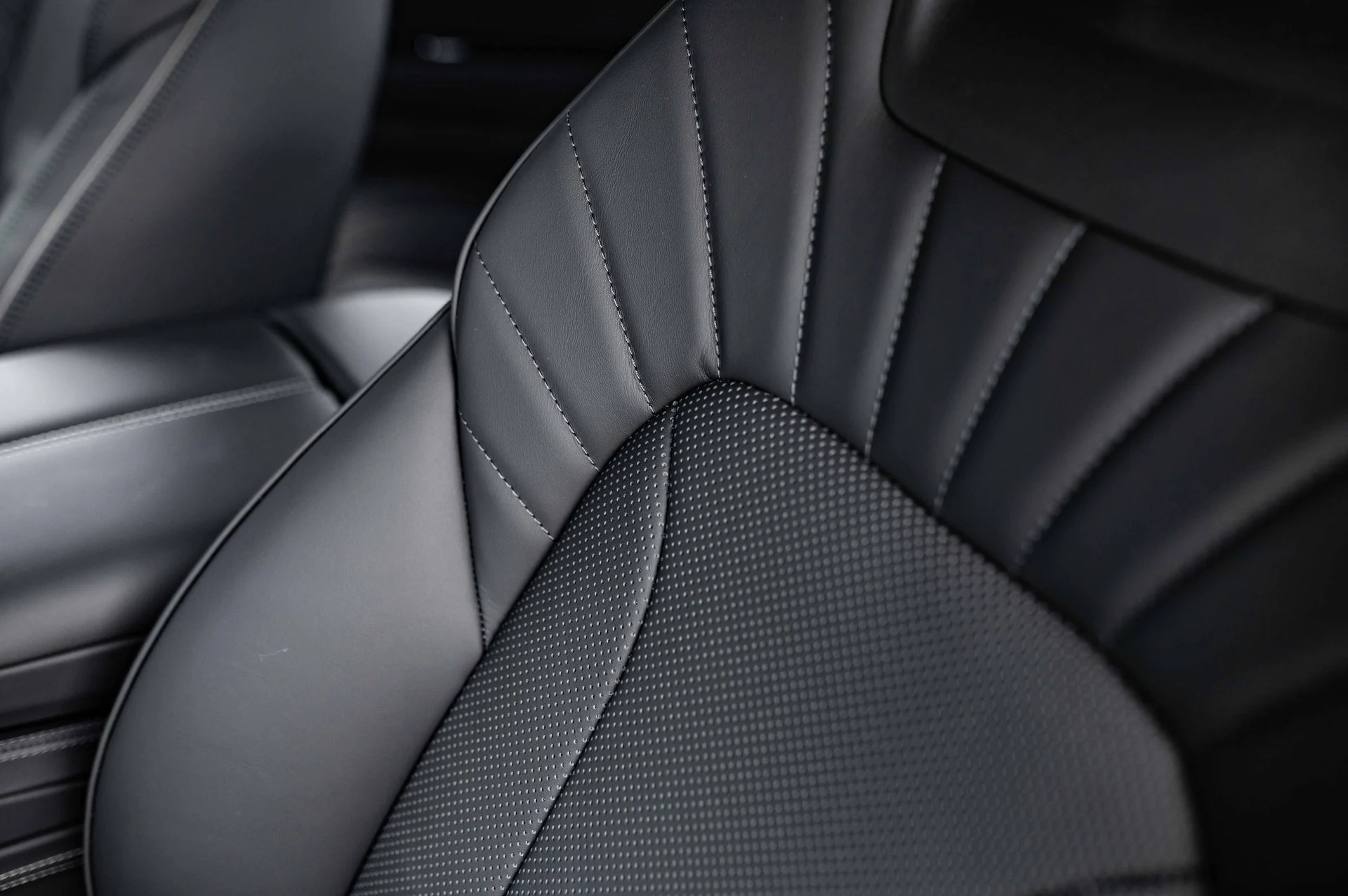 mph020_3686745925_0ad70fcd378f402c91c8a4ac66ac402a_9e807ea20e