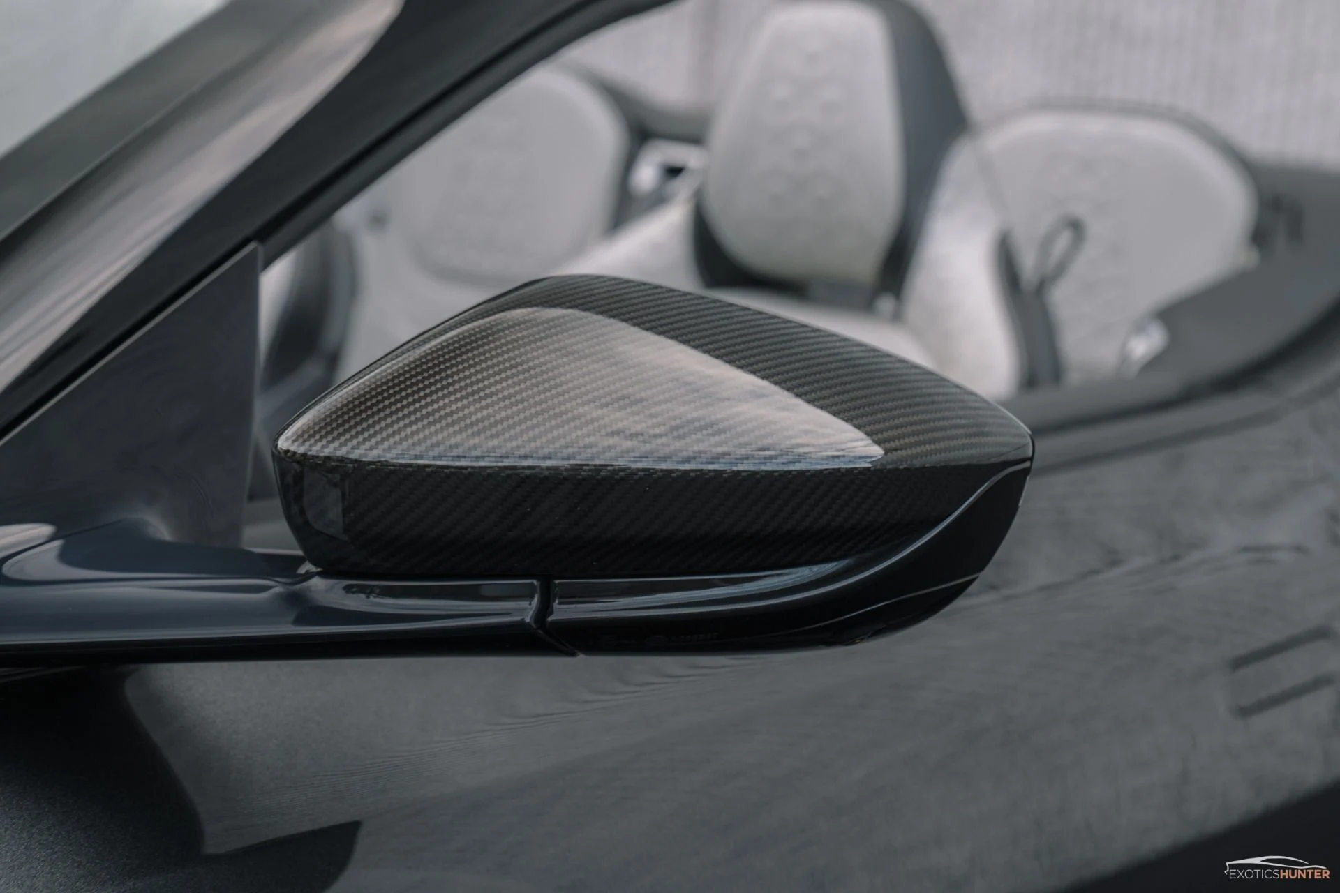 mph020_3687887249_Used_2020_Aston_Martin_DBS_Superleggera_1762814909_34adc26ac8