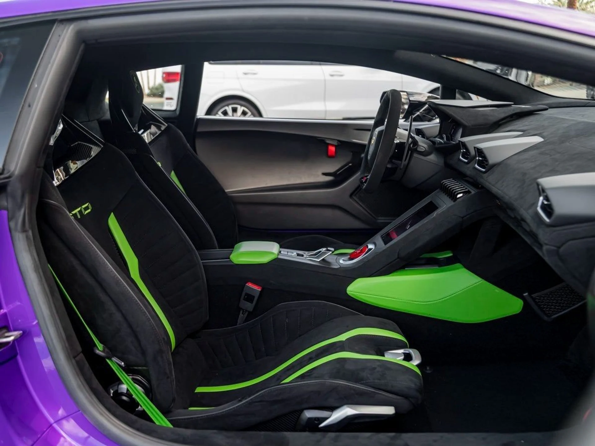 mph020_3694793885_21_614d5196cf