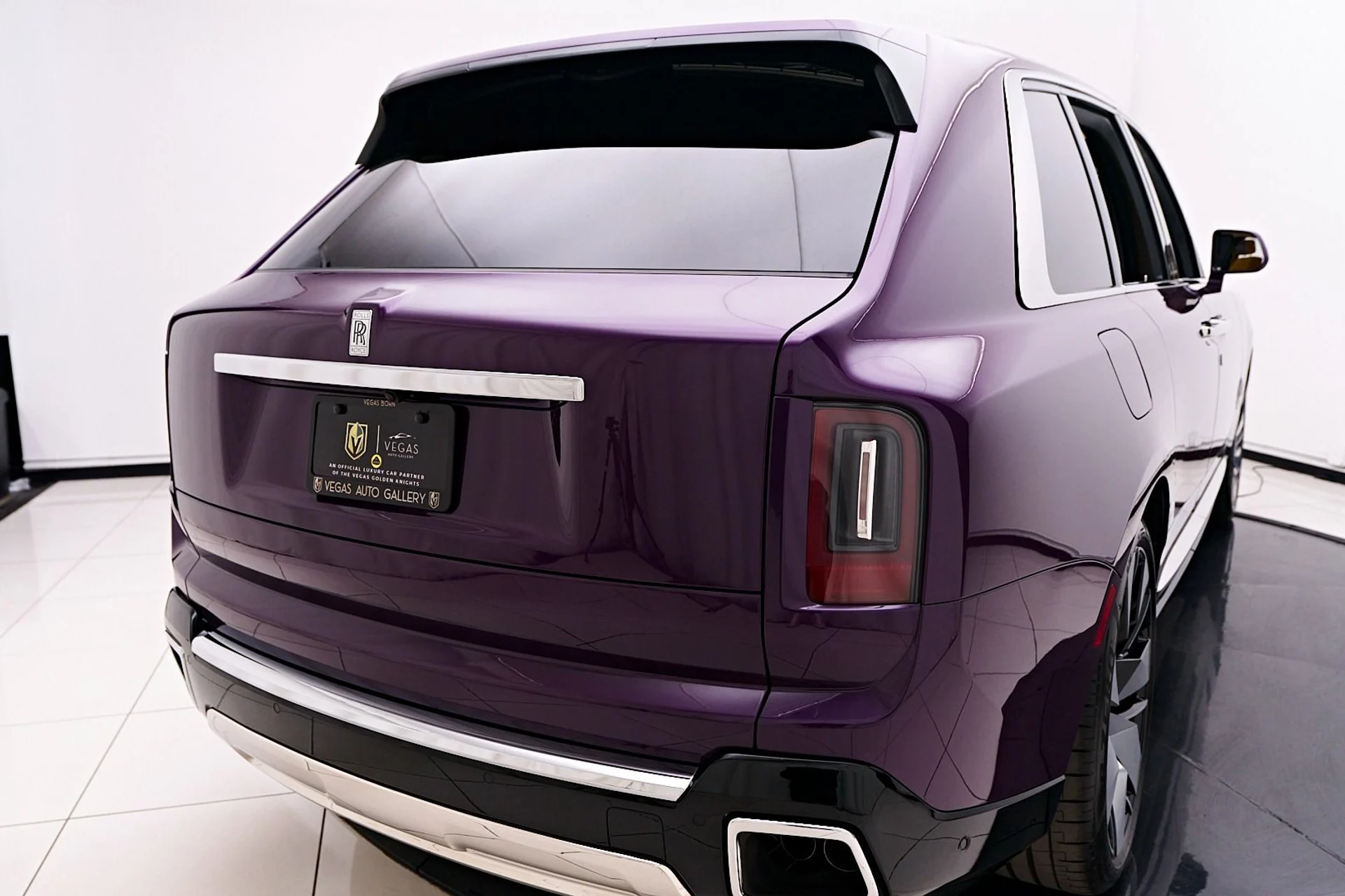 mph020_3694832709_Used_2025_Rolls_Royce_Cullinan_Base_1736646133_c7b959c6b3