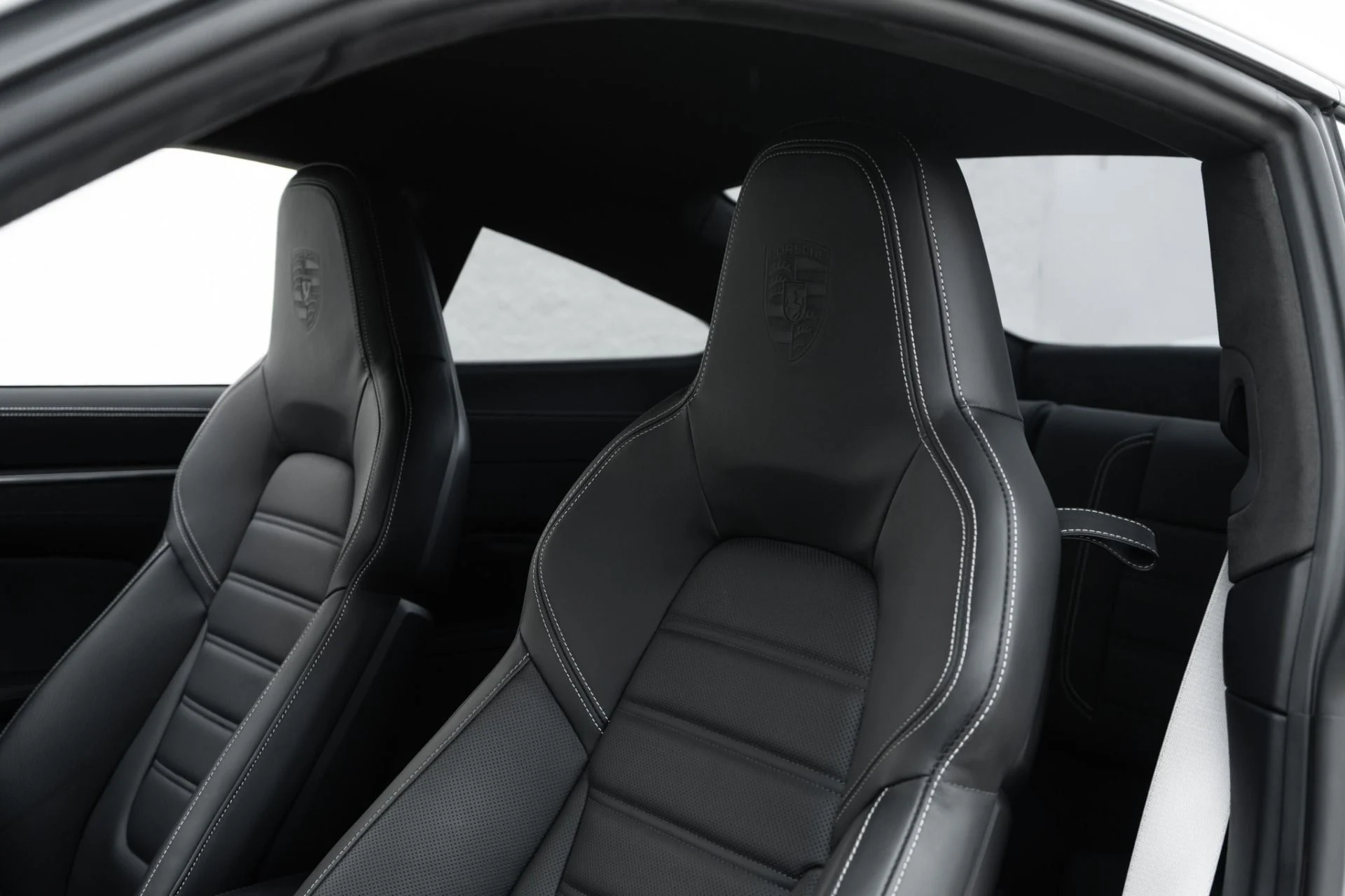 mph020_3696138990_Used_2023_Porsche_911_Turbo_S_1781888164_f0e860a6b5