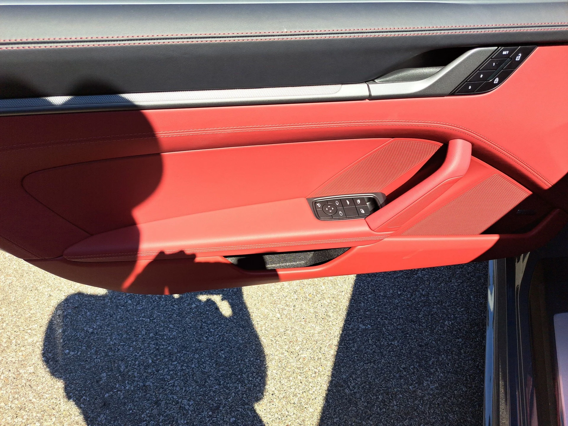 mph020_3709360232_bc7793df9731506238c6bf2e3501f011x_0f8b91a587