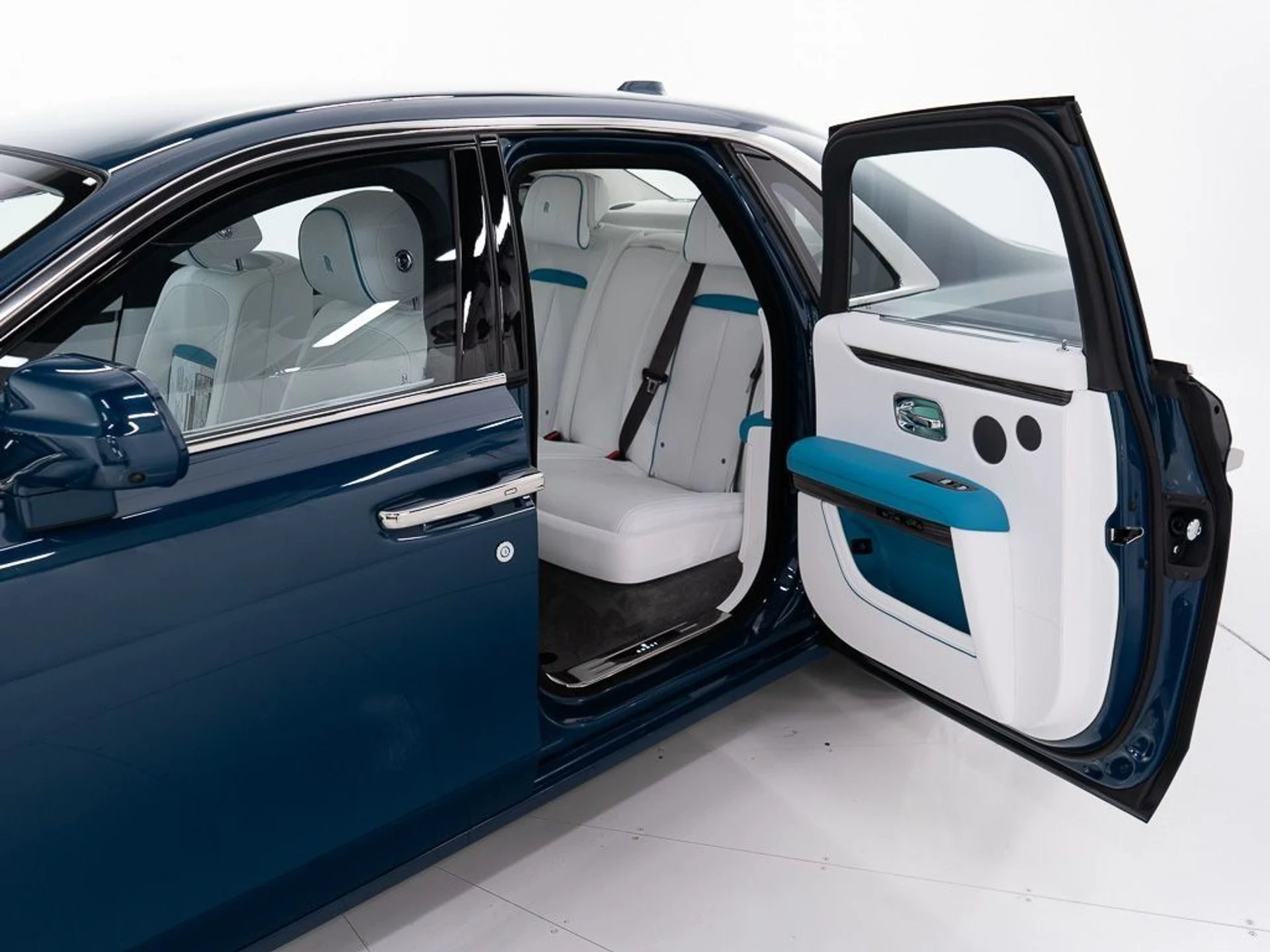 mph020_3713076069_af473d441f46bab66744c227a36edb3c_5d29ba163e