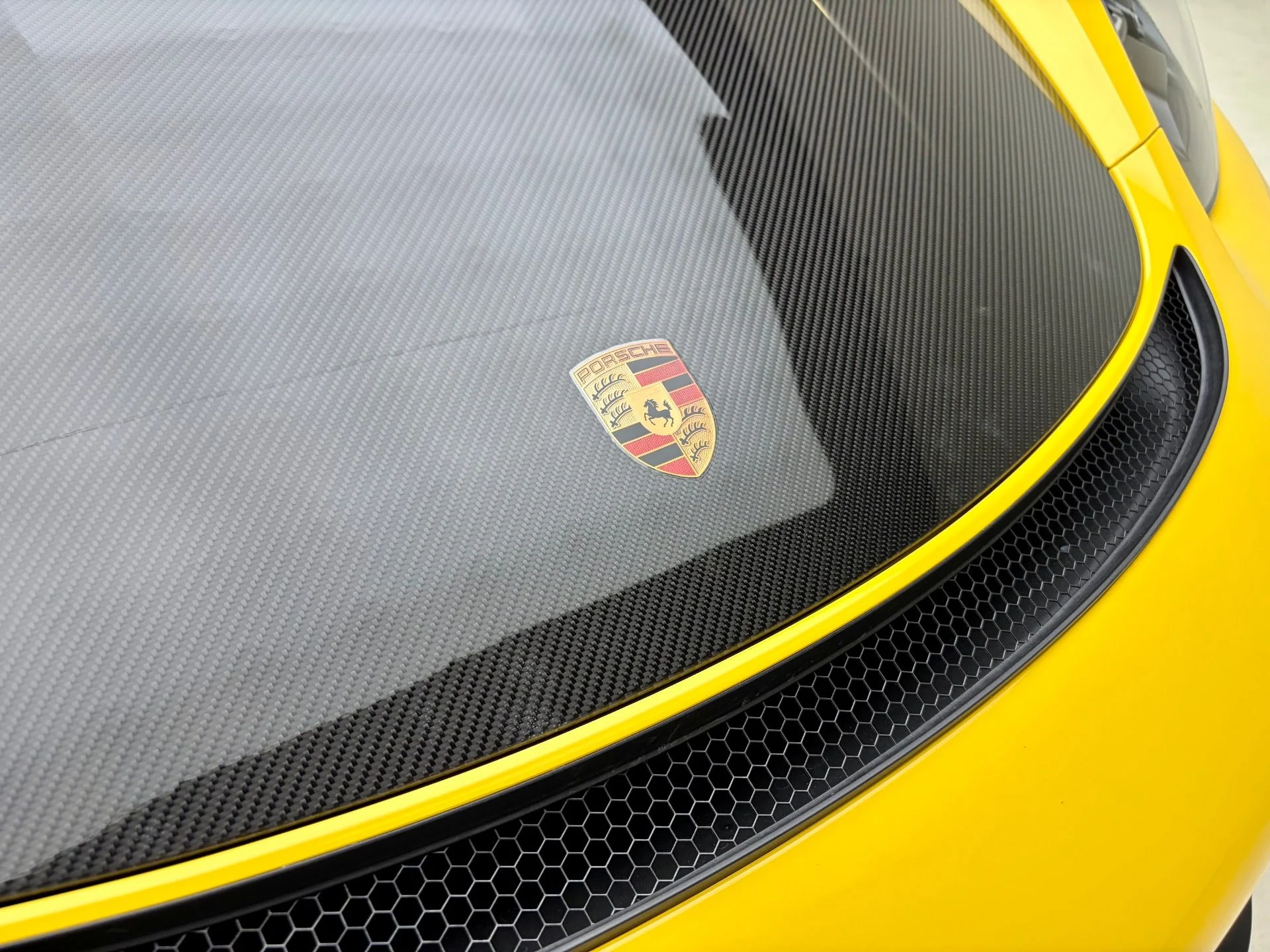 mph020_3717679383_Used_2023_Porsche_718_Cayman_GT_4_RS_1777938808_61cdd2bb65