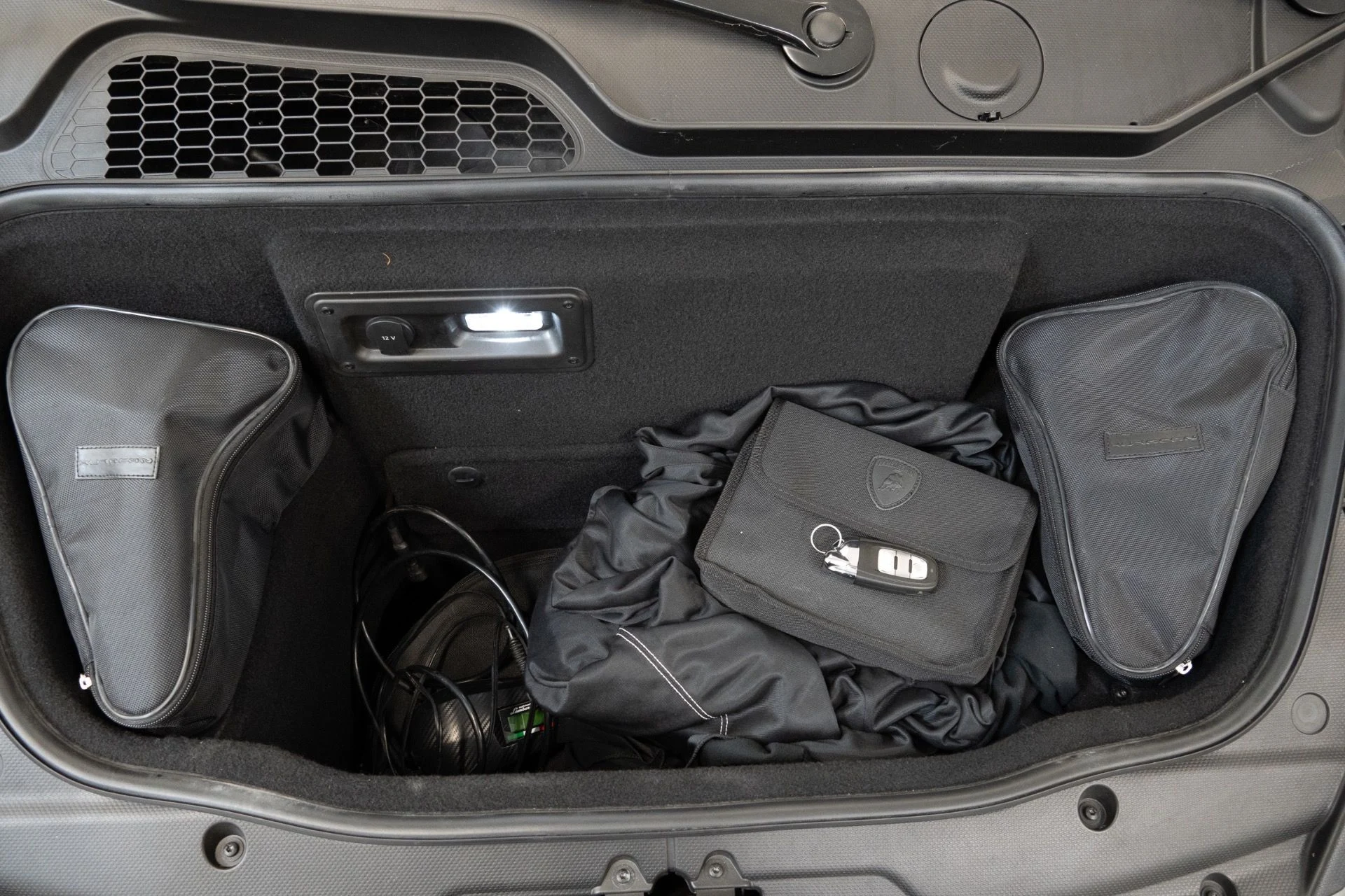 mph020_3724599404_Used_2017_Lamborghini_Huracan_LP_580_2_Spyder_1772480495_2bfc84d844